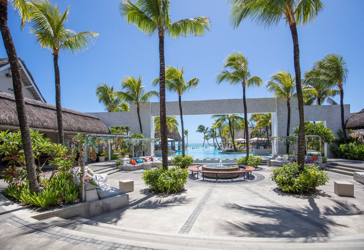 Ambre Mauritius, A Sun Resort-FOUNTAIN-AREA.jpg