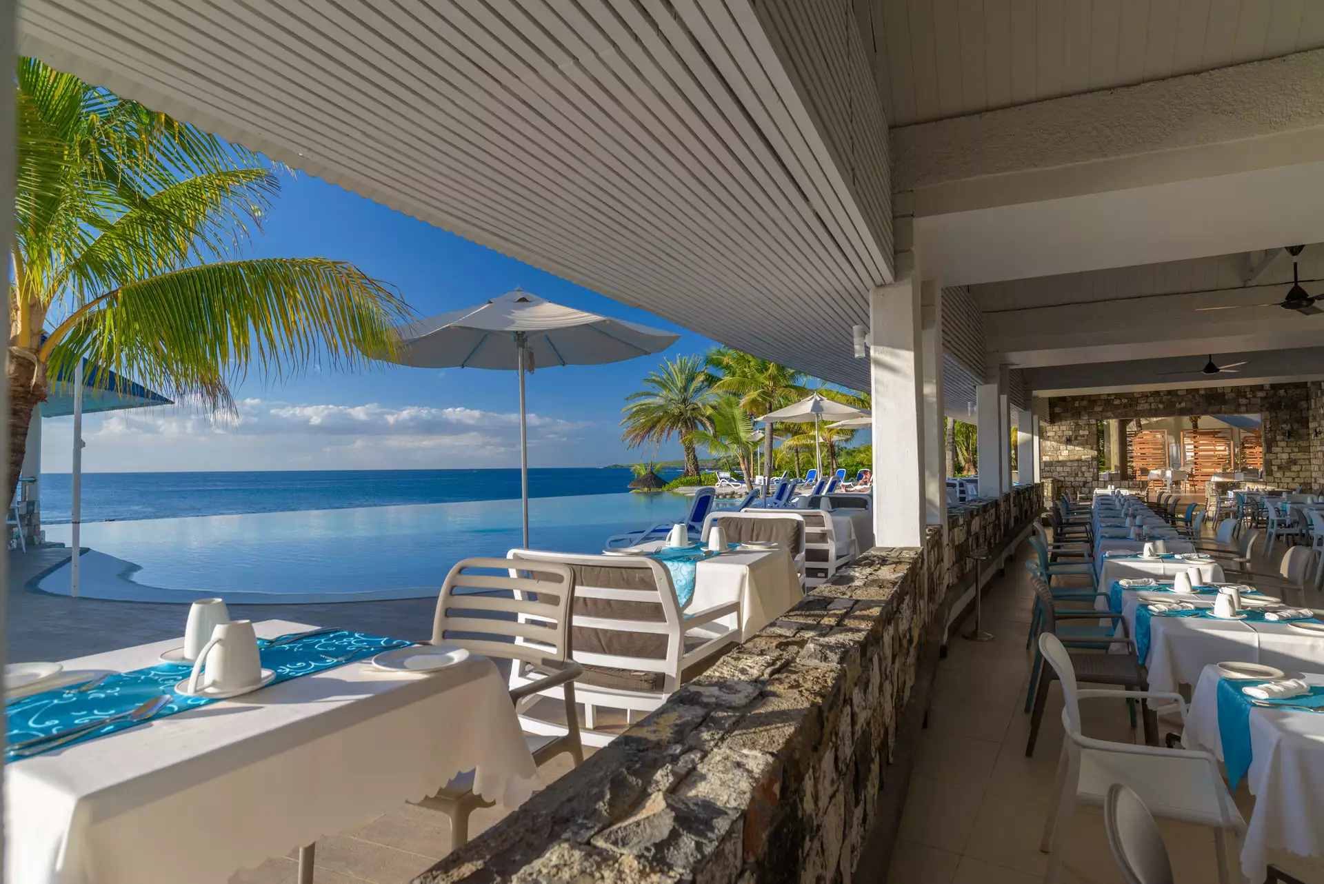 Anelia Resort and Spa -Main Restaurant - La Toque Blanche- Mauritius.com (2).webp