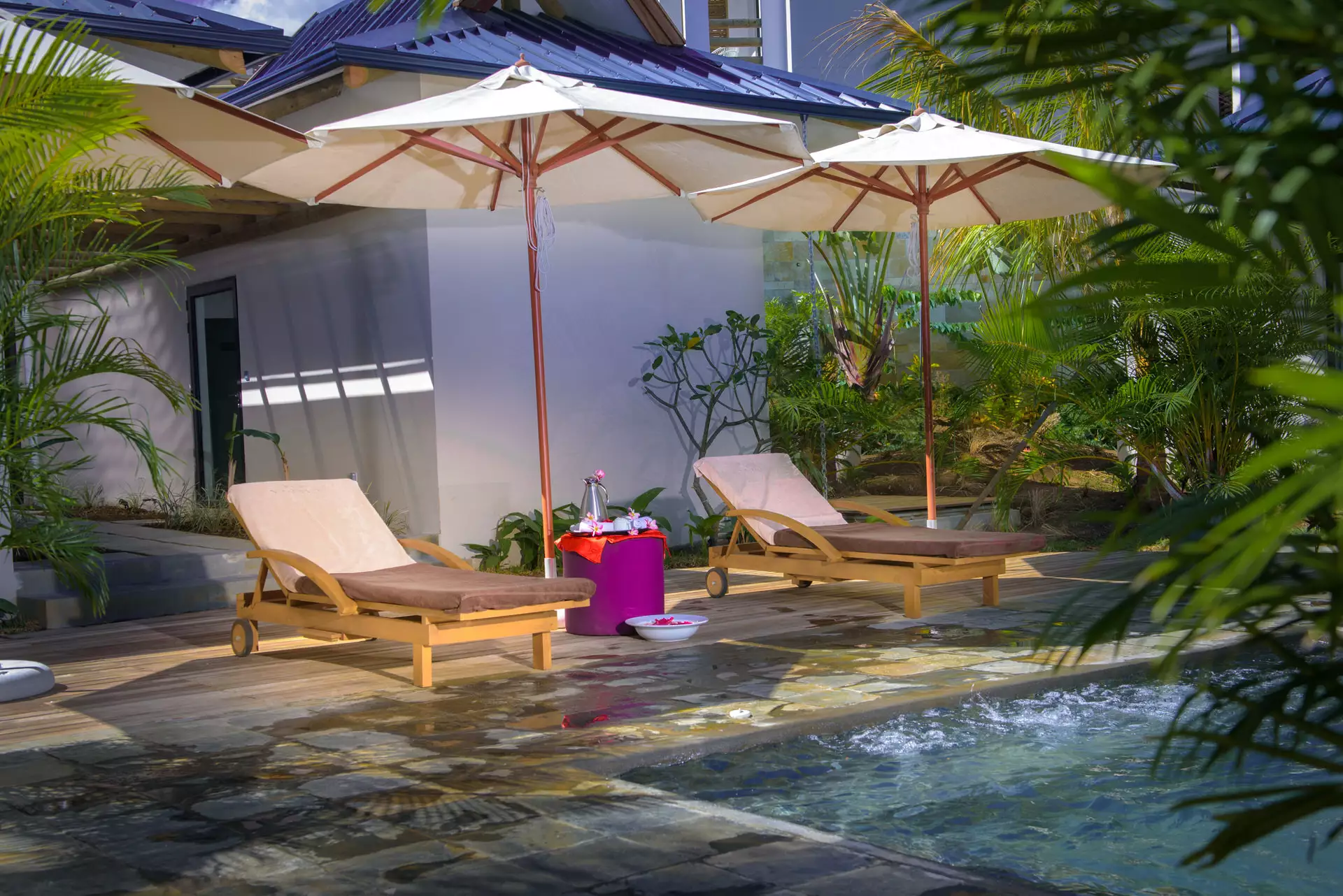 Anelia Resort and Spa -The Garden Spa - Jaccuzzi - Mauritius.com.webp