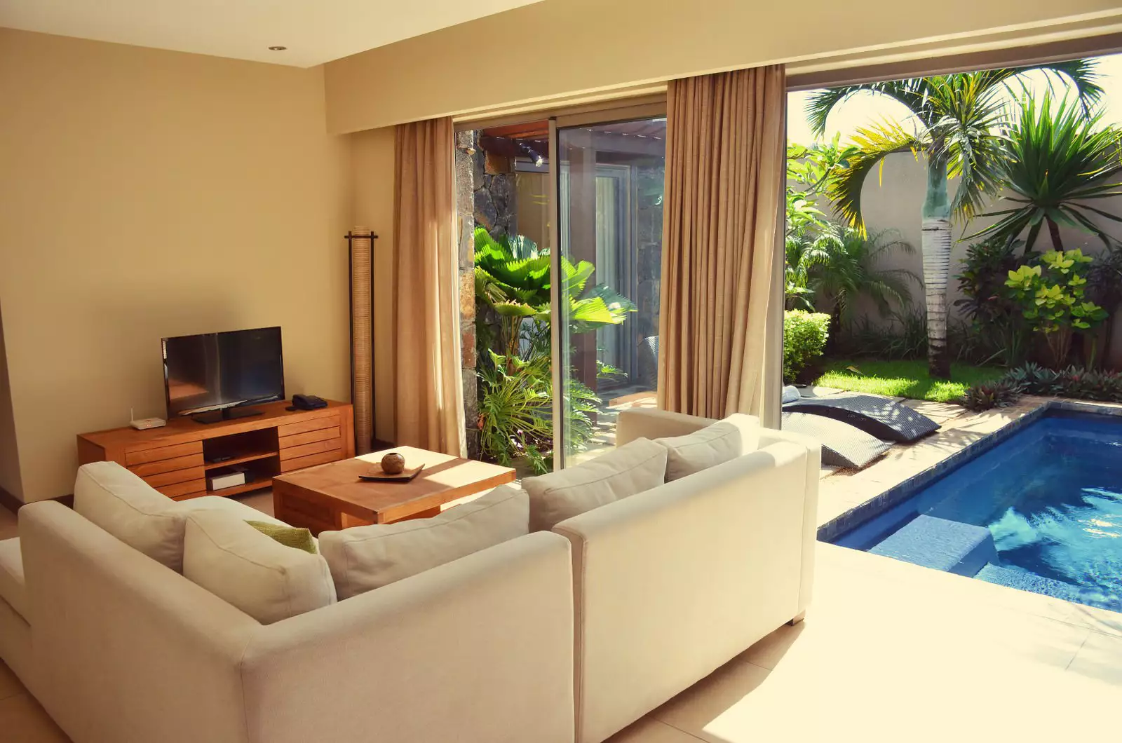 Athena Villas By Evaco Holidays - Living room 1,2,3,4 BR Villa.webp
