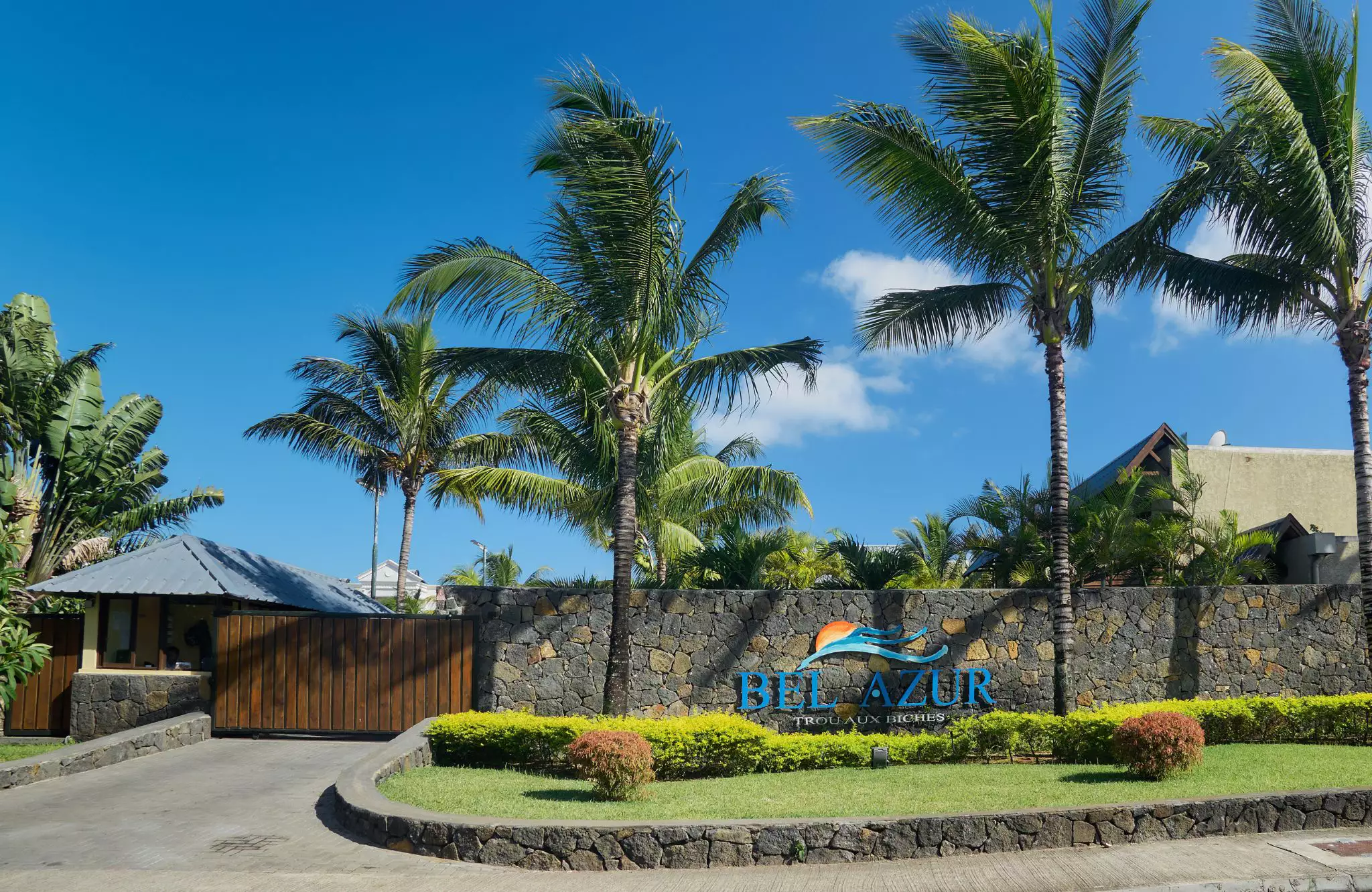 Bel Azur Beachfront Suites and Penthouses (6).webp