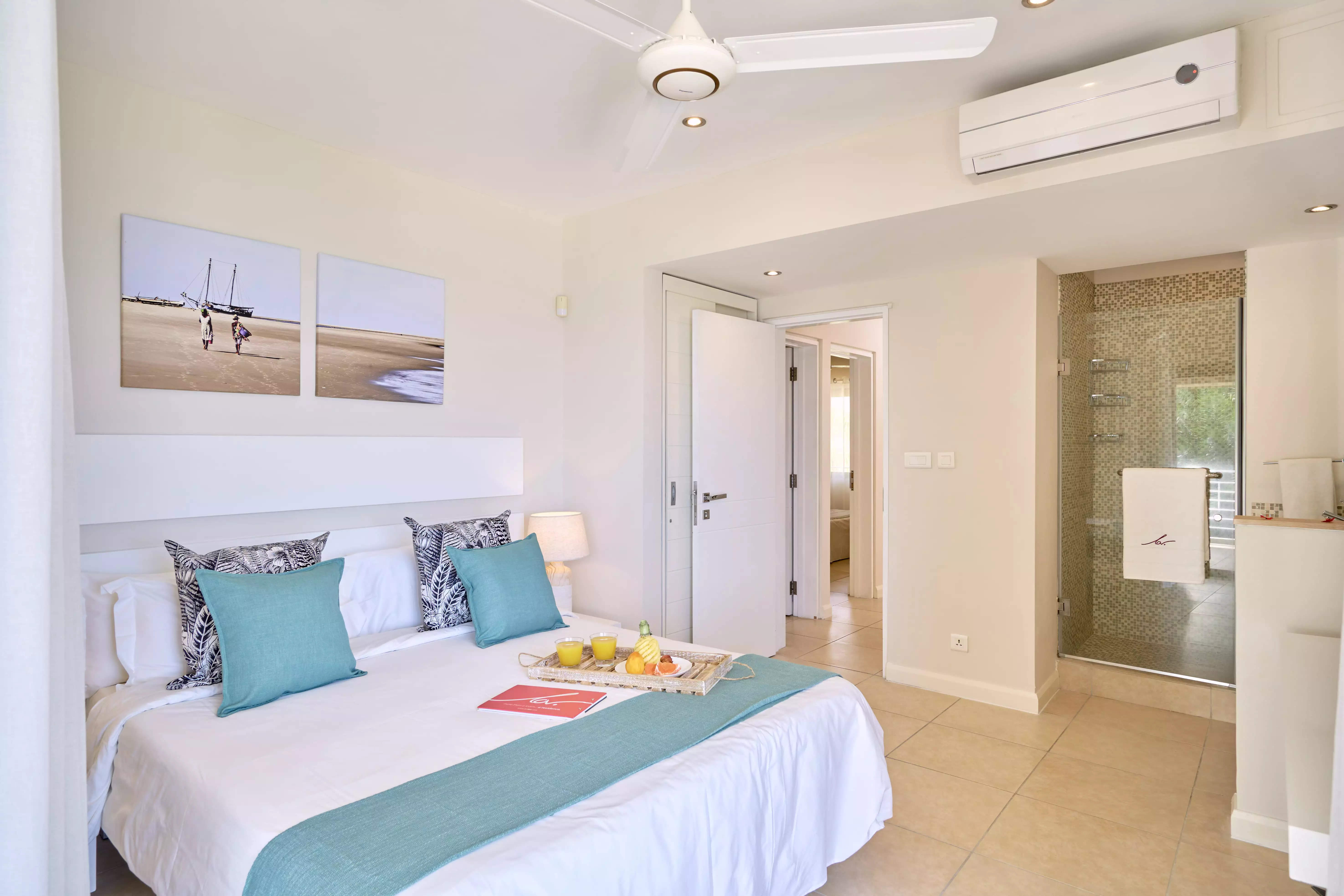 Bon Azur - 3 Bedrooms Penthouse Bedroom (2).webp