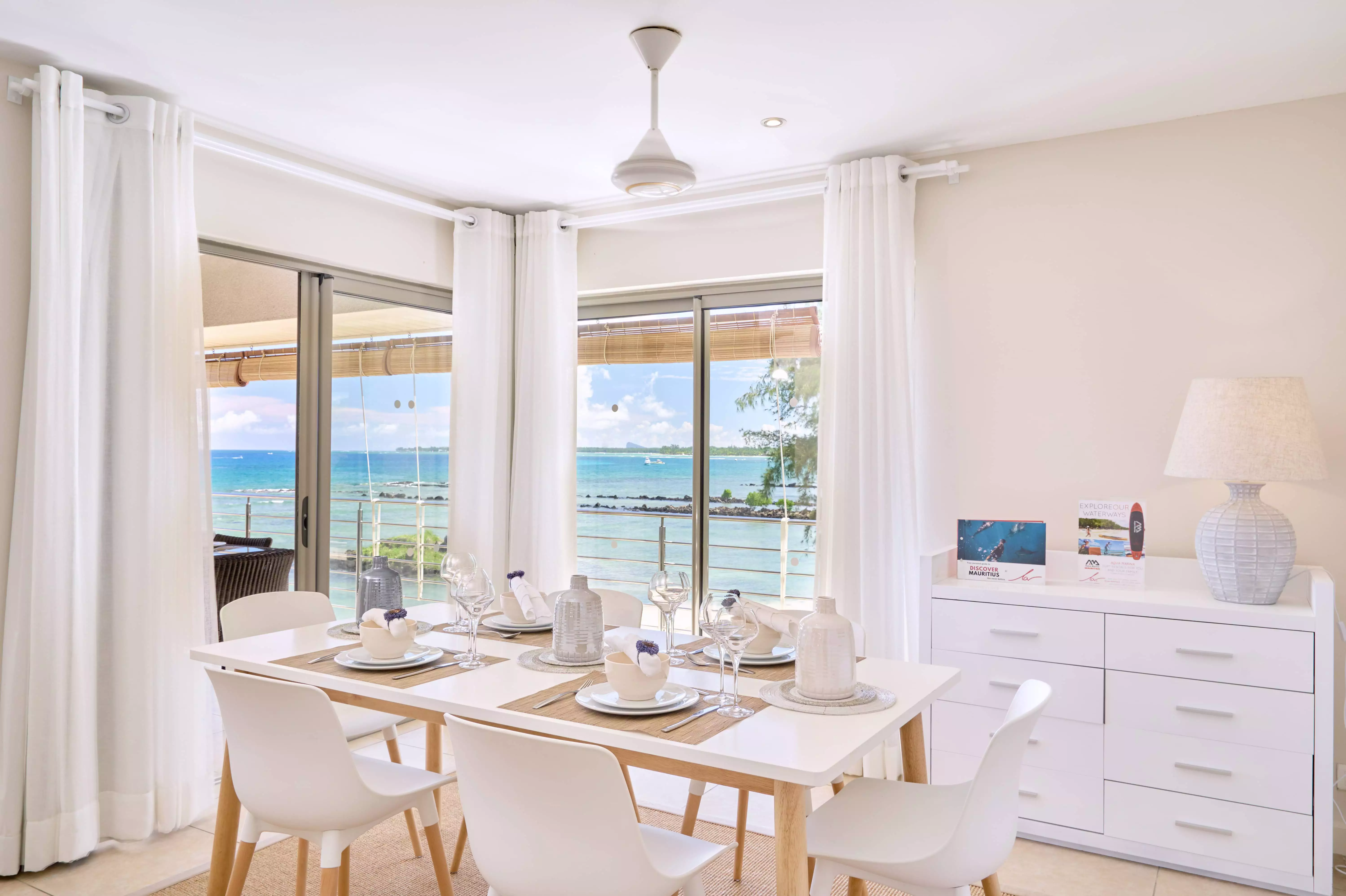 Bon Azur - 3 Bedrooms Penthouse Dining Area.webp