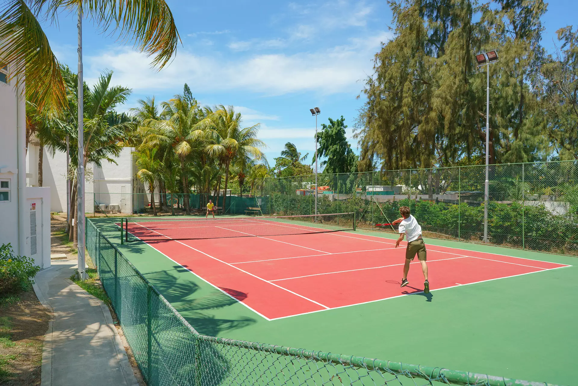 Coin-De-Mire-Attitude-tennis court - Mauritius.com.webp