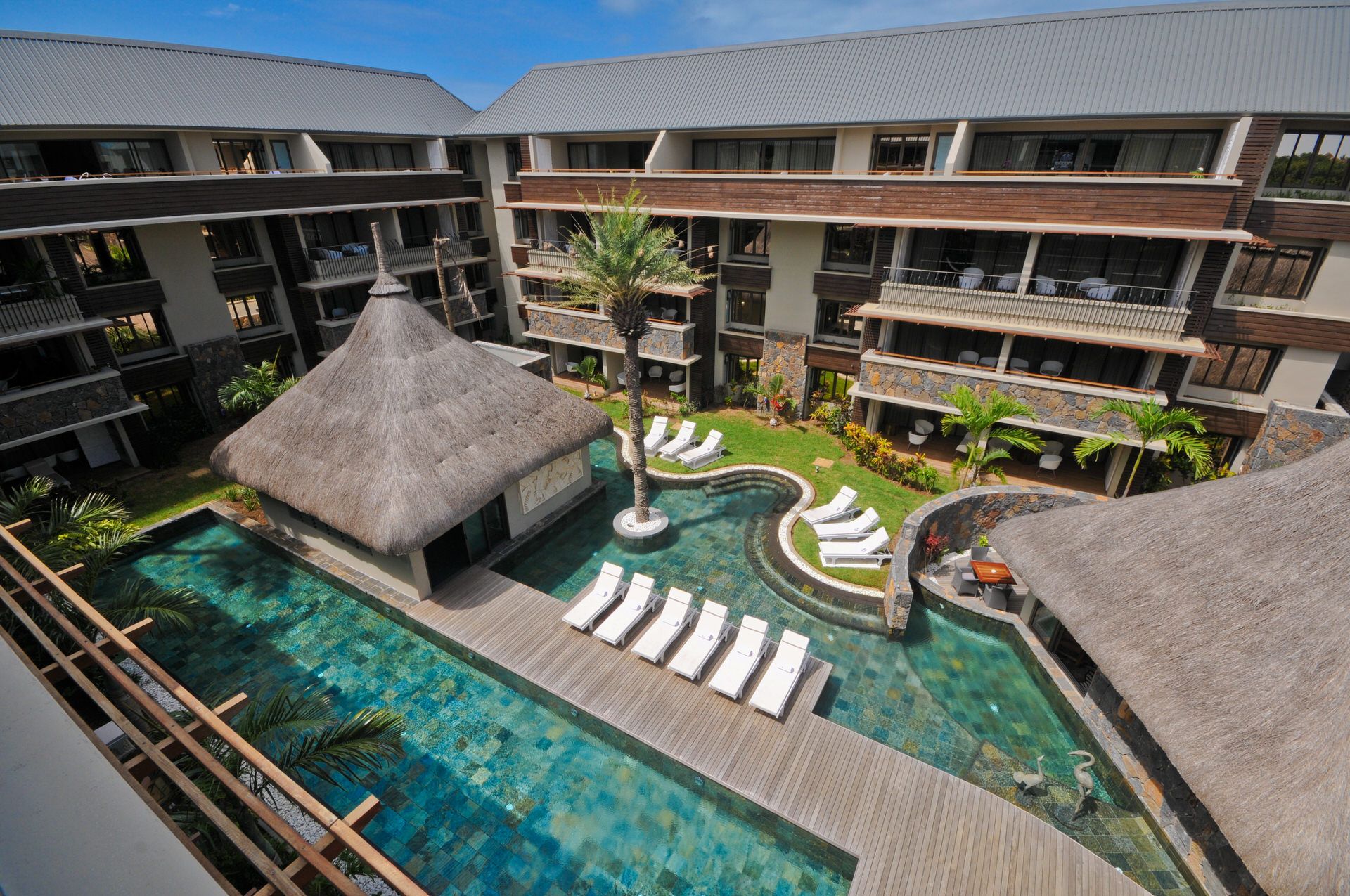 Domaine Des Alizees exterior (14).jpg