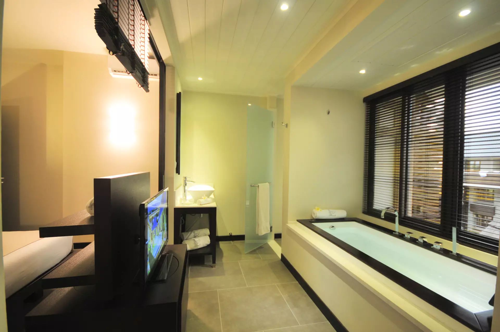 Domaine-des- Alizees-By-Evaco - (63).webp