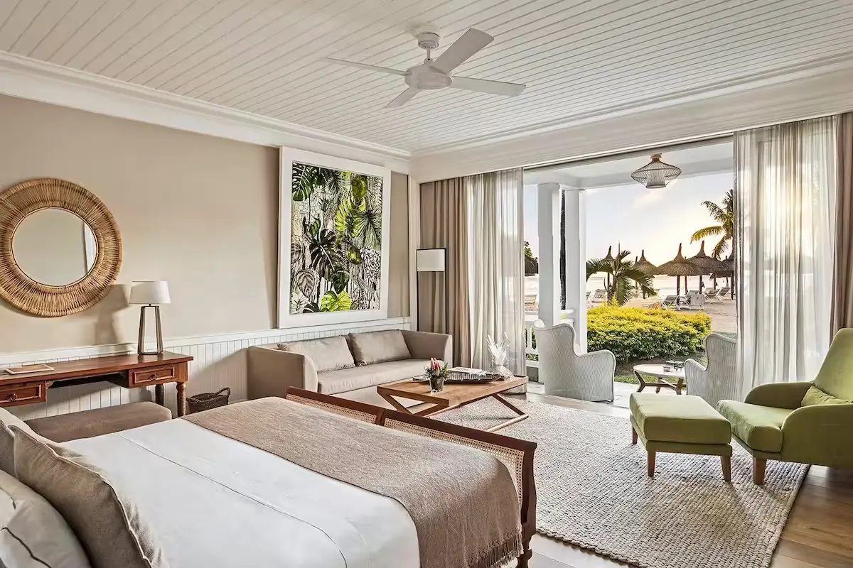 Deluxe Seaview Suite