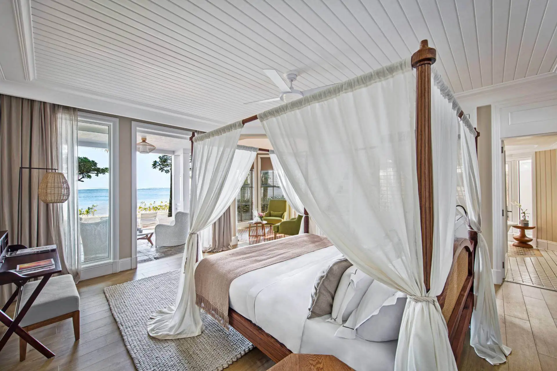 JUNIOR SUITE SEA VIEW.webp