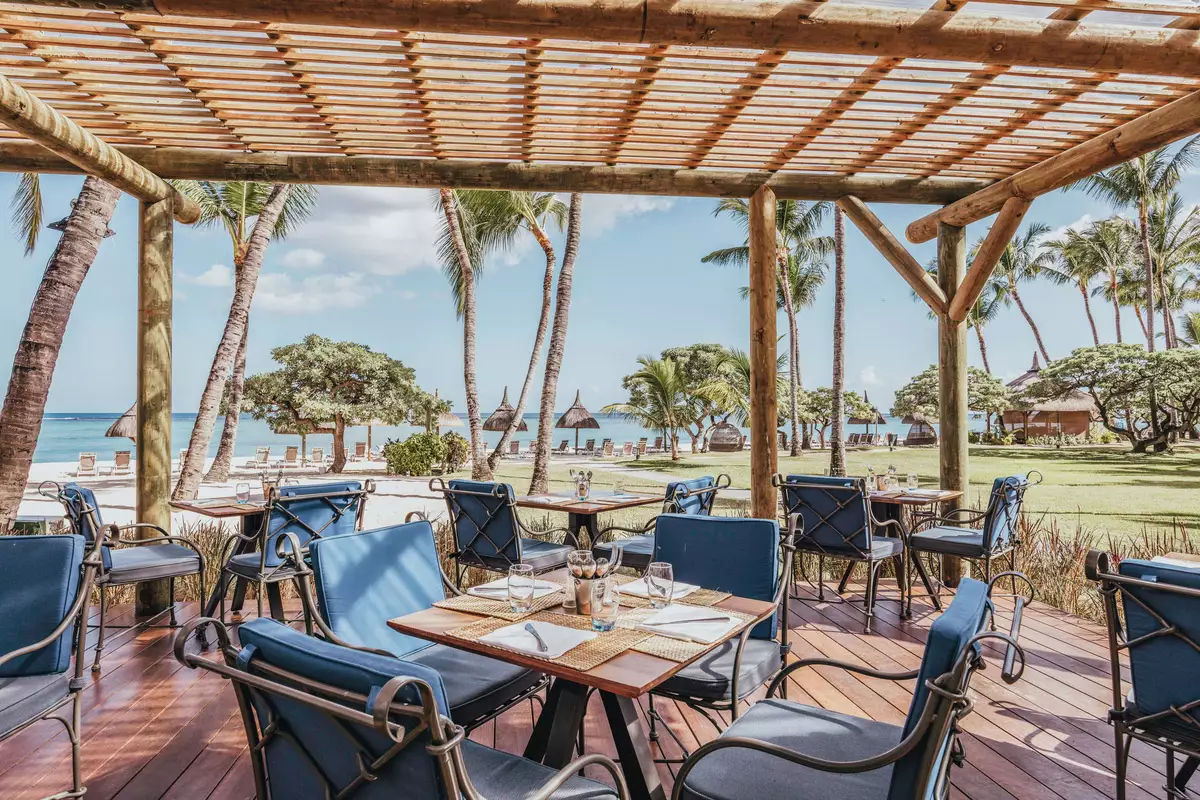 La Pirogue Mauritius, A Sunlife Resort_Restaurants_Coconut_Cafe (2).webp