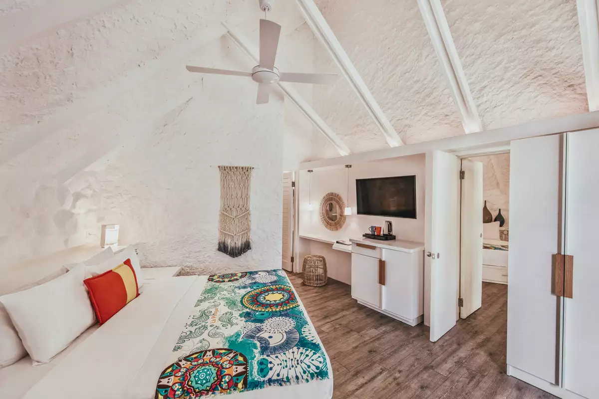 La Pirogue Mauritius, A Sunlife Resort_Rooms_Garden_Family_Bungalow (2).webp