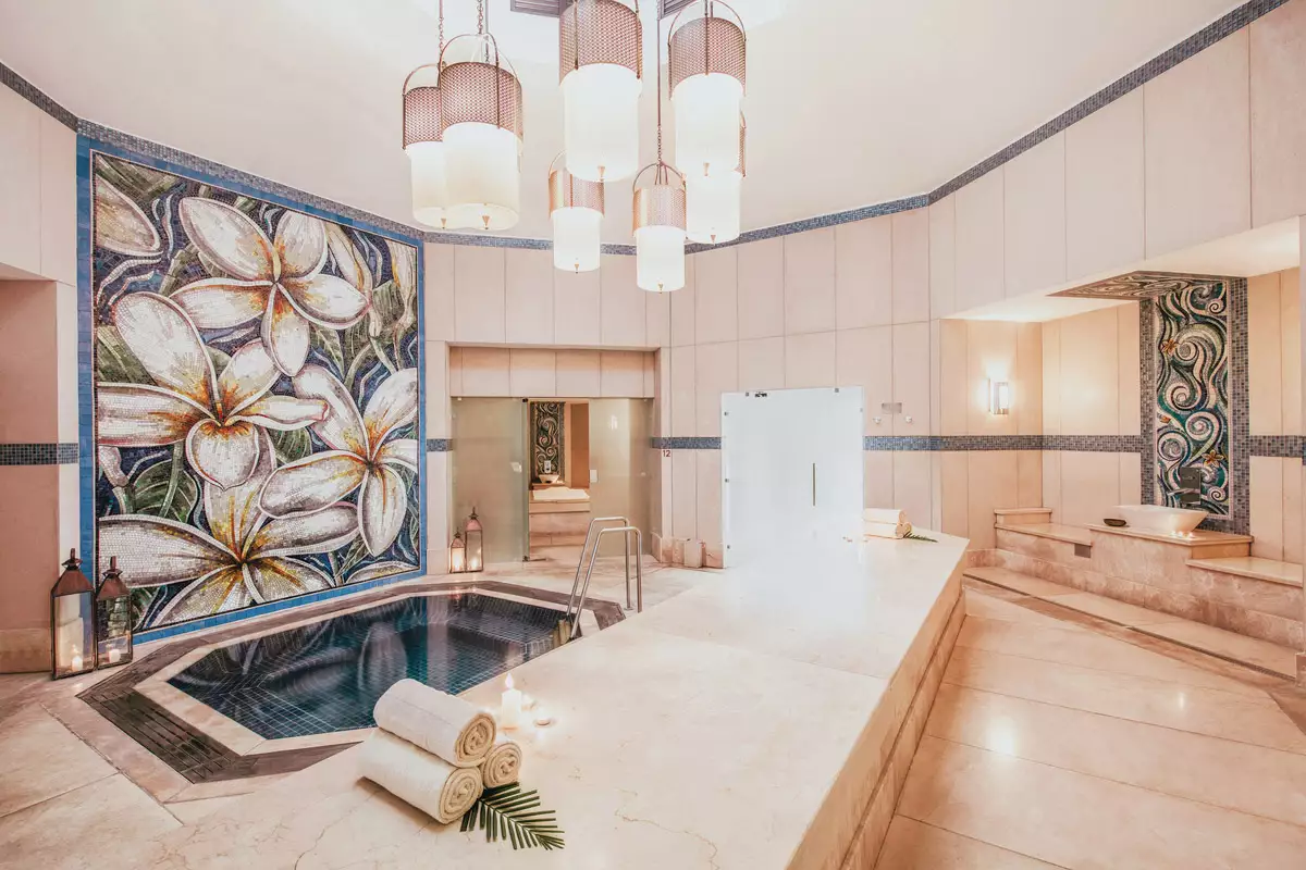 La Pirogue Mauritius, A Sunlife Resort_Spa_Cinq_Mondes_1.webp