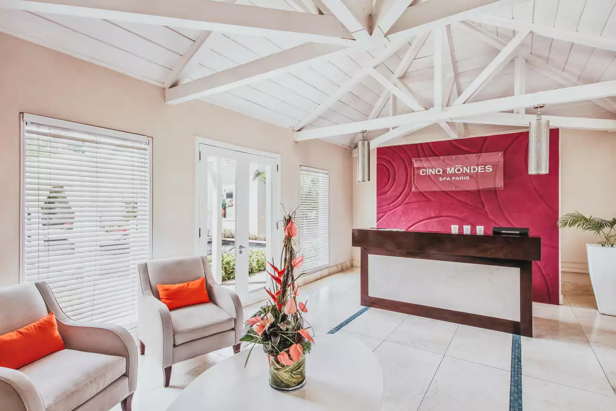 La Pirogue Mauritius, A Sunlife Resort_Spa_Cinq_Mondes.webp