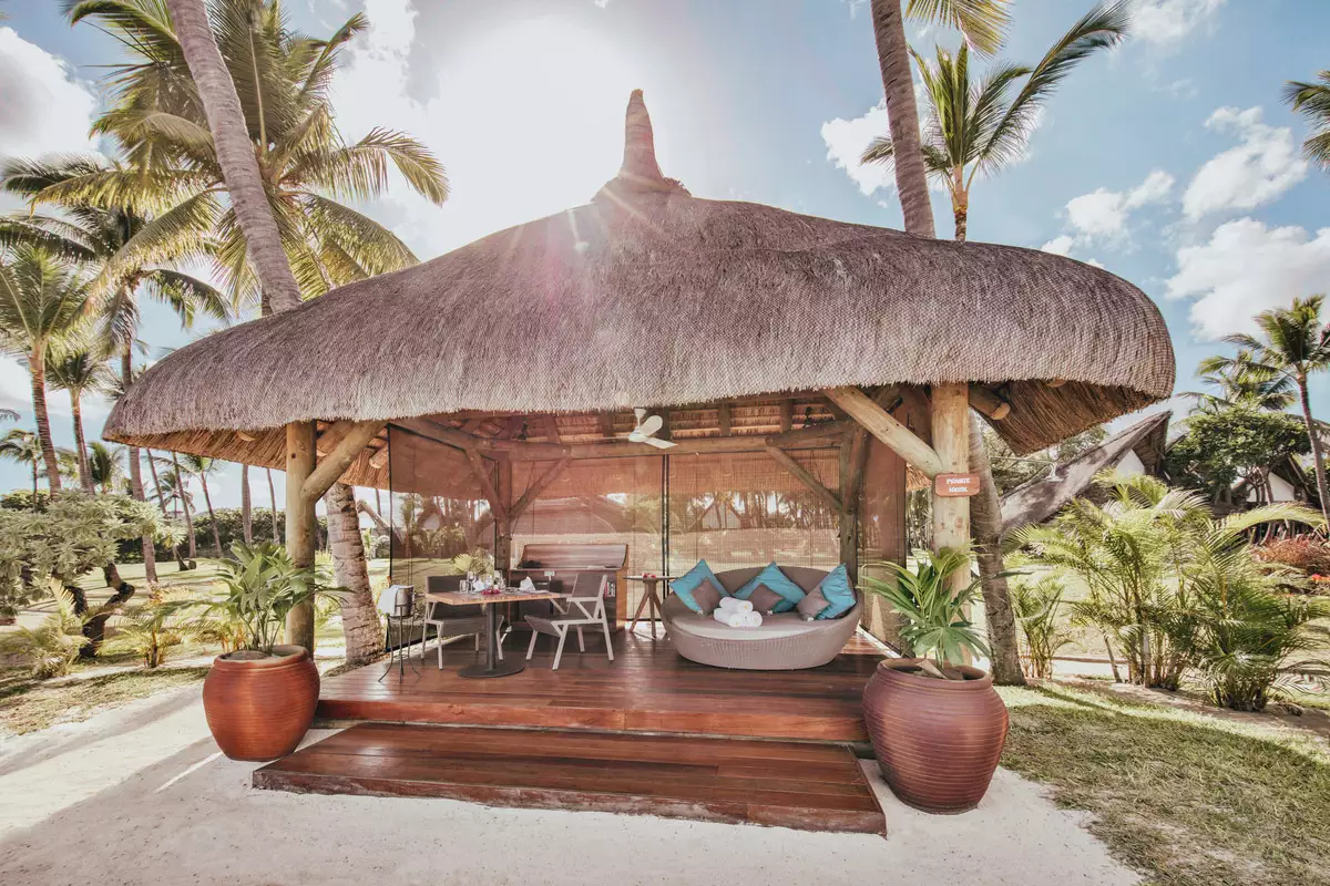 La Pirogue Mauritius, A Sunlife Resort_Sun_Beach_Private_Cabana.webp