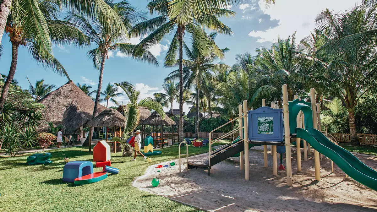 La Pirogue Mauritius, A Sunlife Resort_Sun_Kids_Club.webp