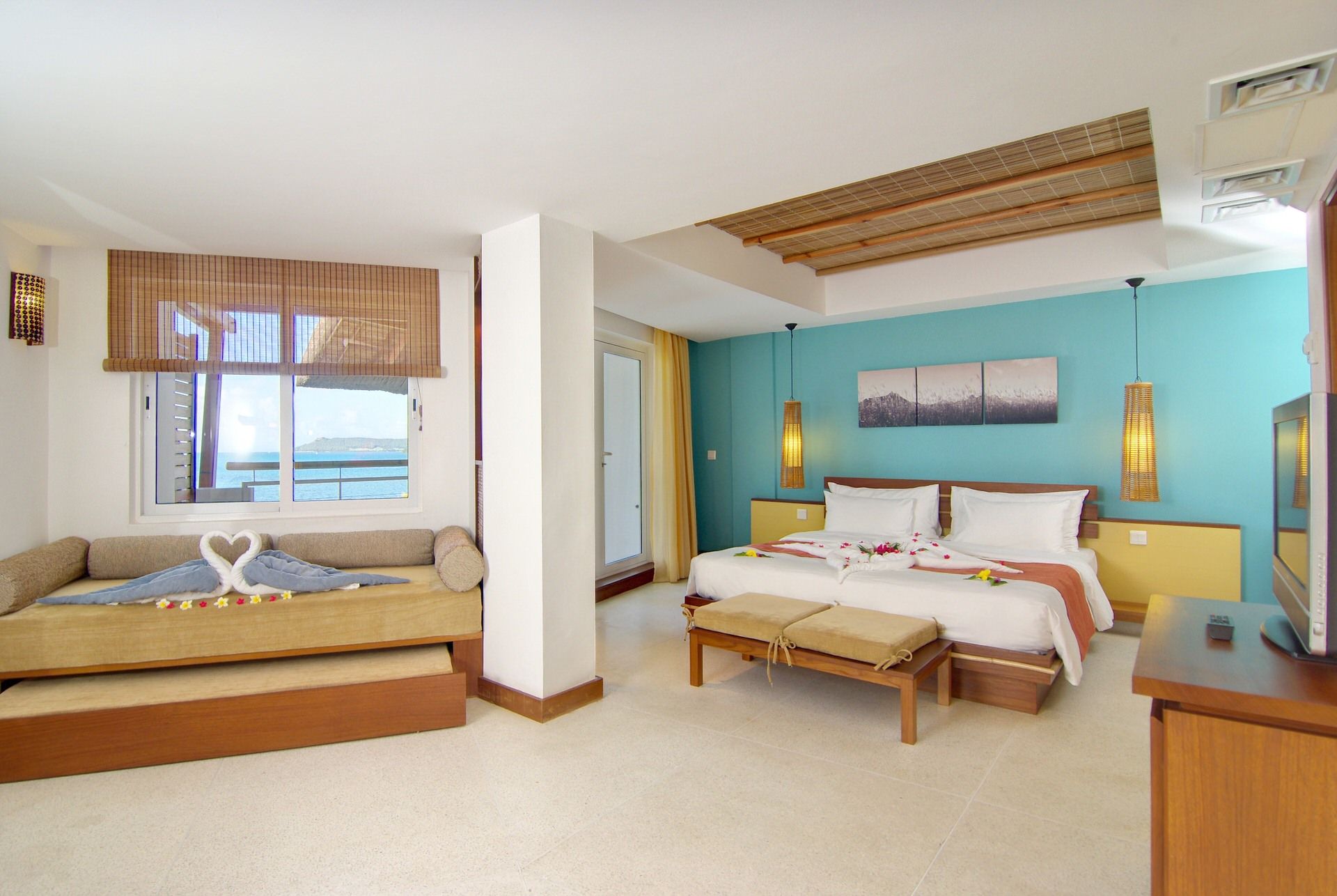 Laguna Beach Hotel and Spa_Family room_6.JPG