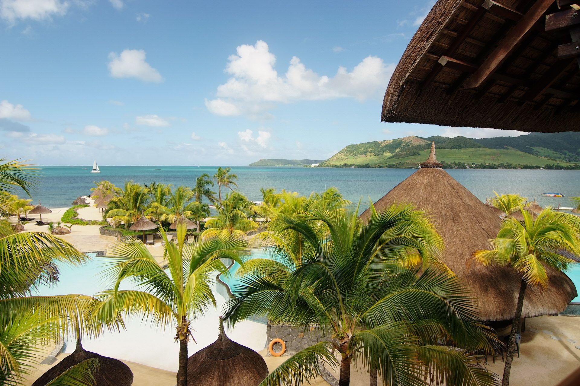 Laguna Beach Hotel and Spa_Standard room view_10.JPG