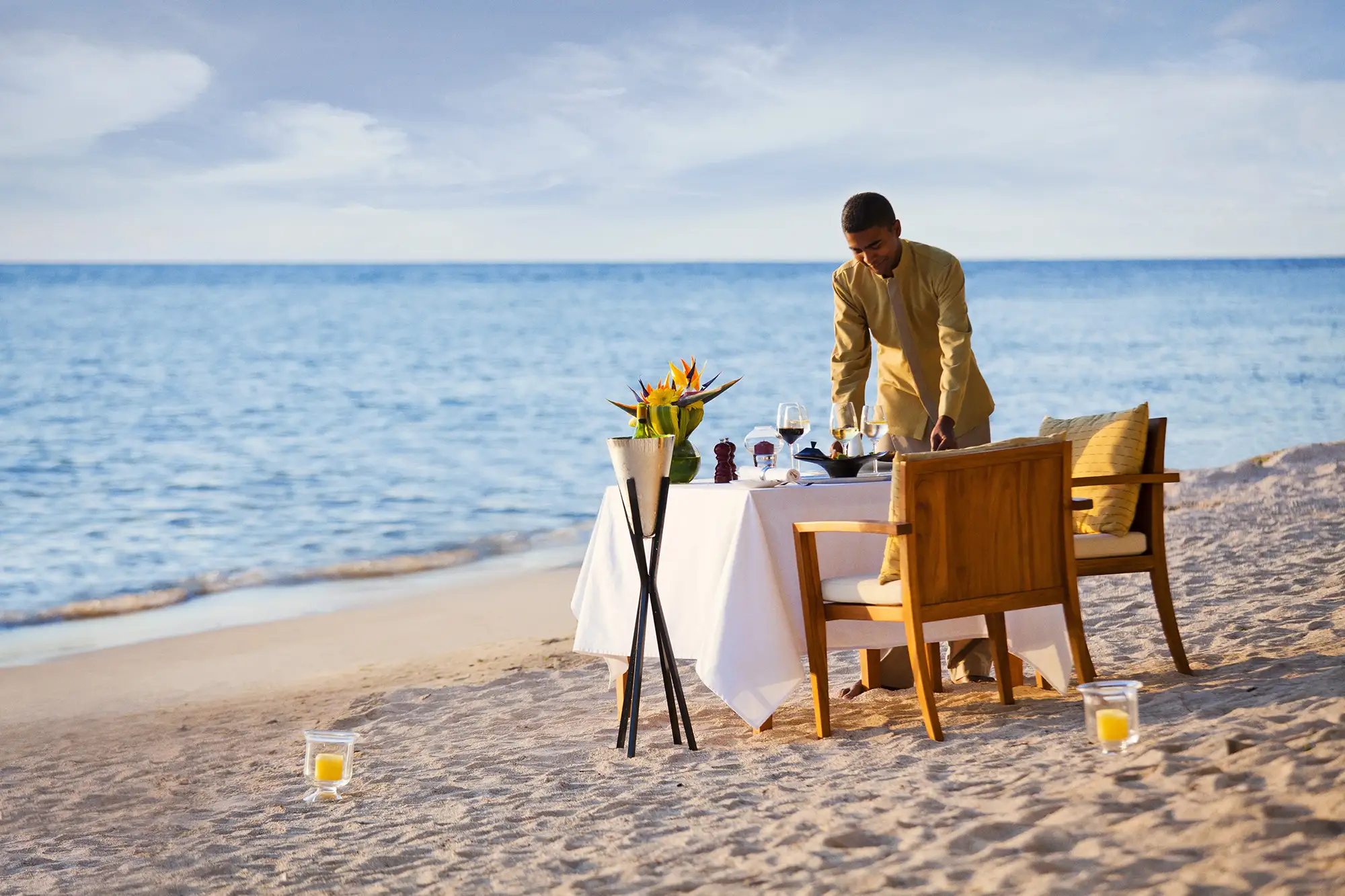 Le_Jadis_Beach_Resort_Destination Dining Experience_on the beach.webp