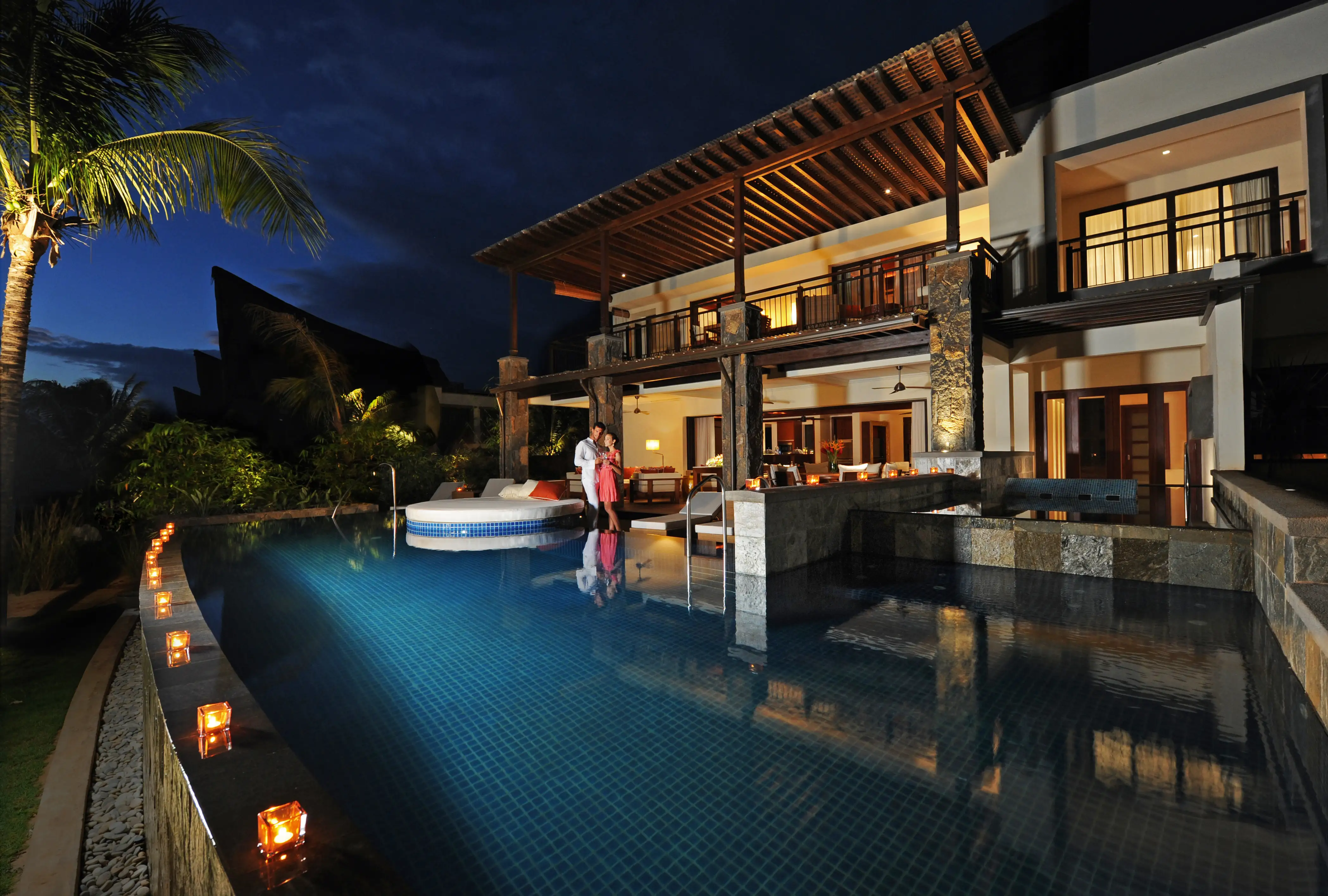 Le_Jadis_Beach_Resort_Imperial Pool Jets  Villa_night.webp