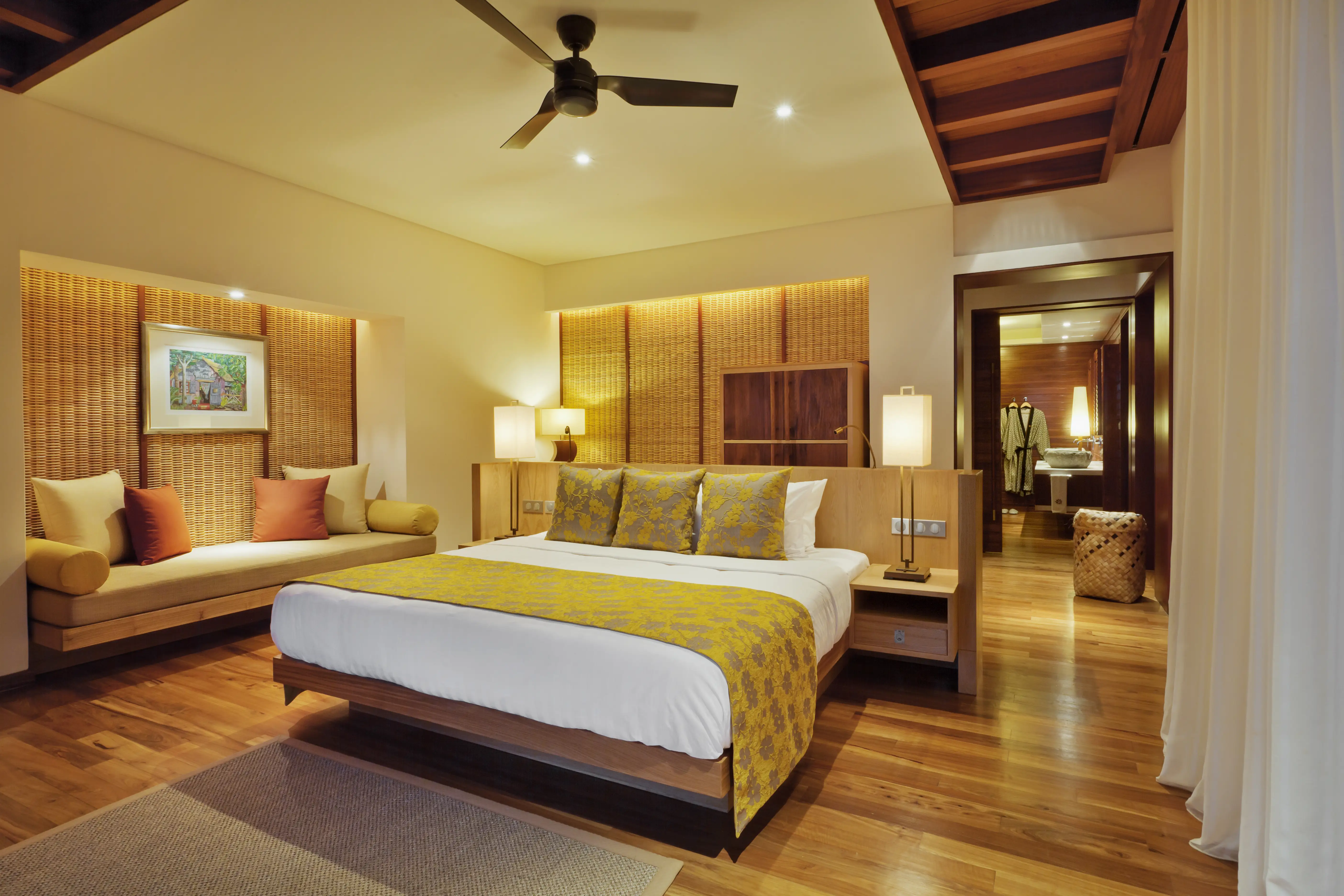 Le_Jadis_Beach_Resort_Luxury Beachfront Jet Pool Suite 3.webp