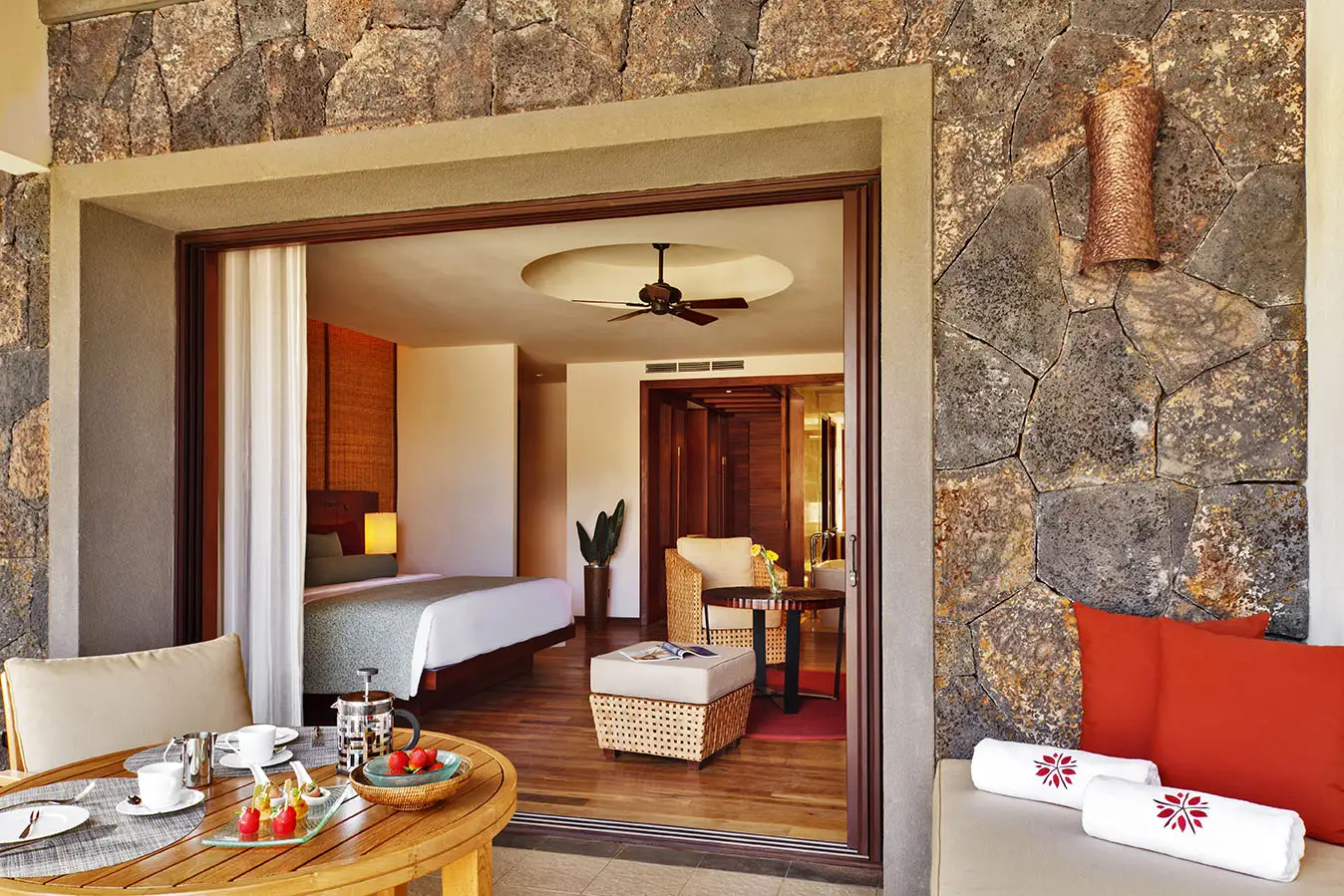 Le_Jadis_Beach_Resort_Luxury Garden Lagoona Suite 2.webp