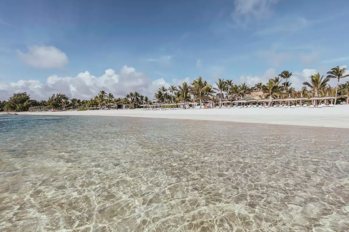 Long Beach A Sun Resort_BEACH (4).webp