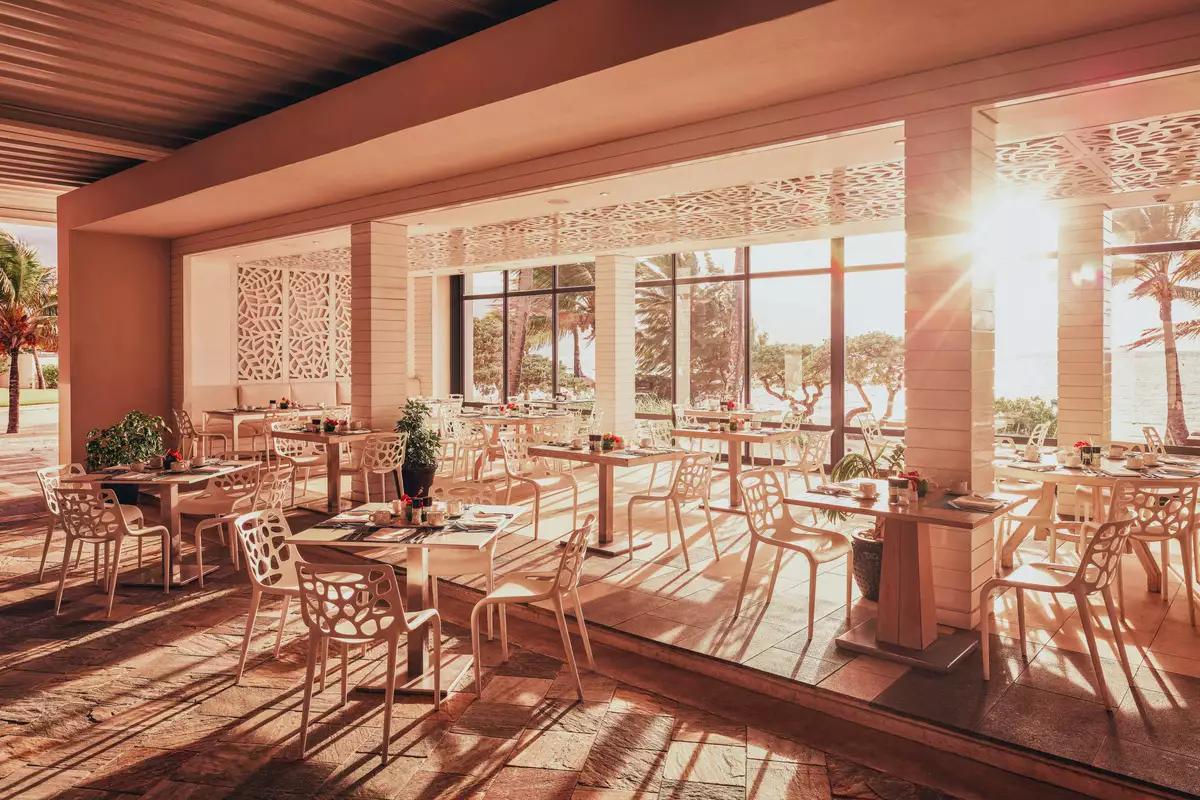 Long Beach A Sun Resort_-LE-MARCHE-RESTAURANT.webp