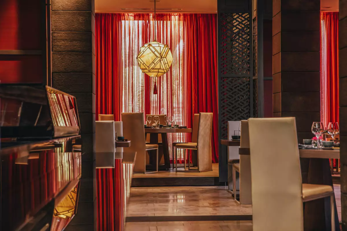 Long Beach A Sun Resort_Restaurants_Hasu.webp