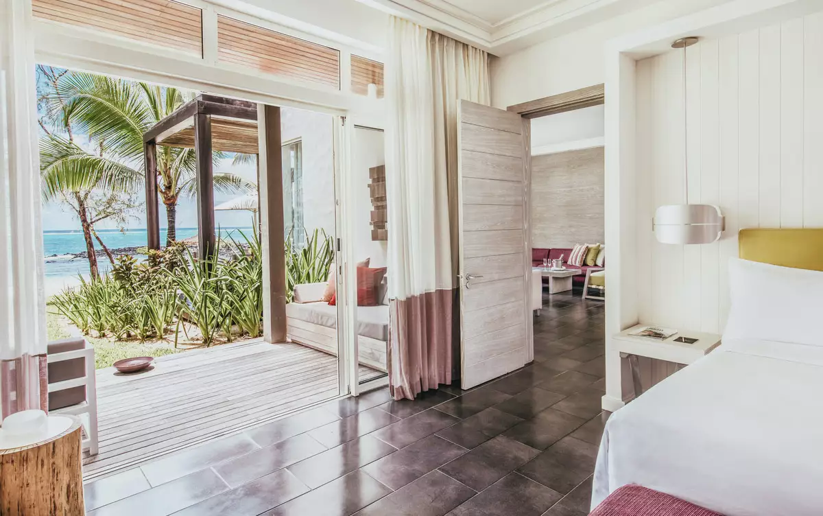 Long Beach A Sun Resort_Rooms_Executive_Suite (2).webp