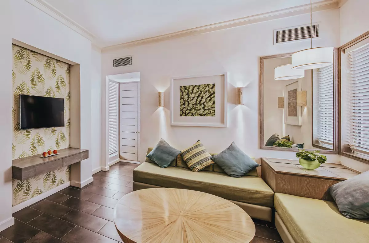 Long Beach A Sun Resort__Rooms_Family_Suite.webp