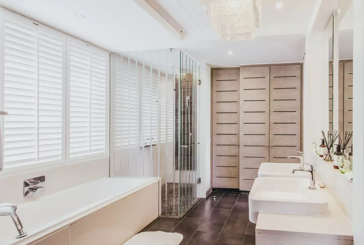 Long Beach A Sun Resort_Rooms_Junior_Suite_Pool_Access.webp