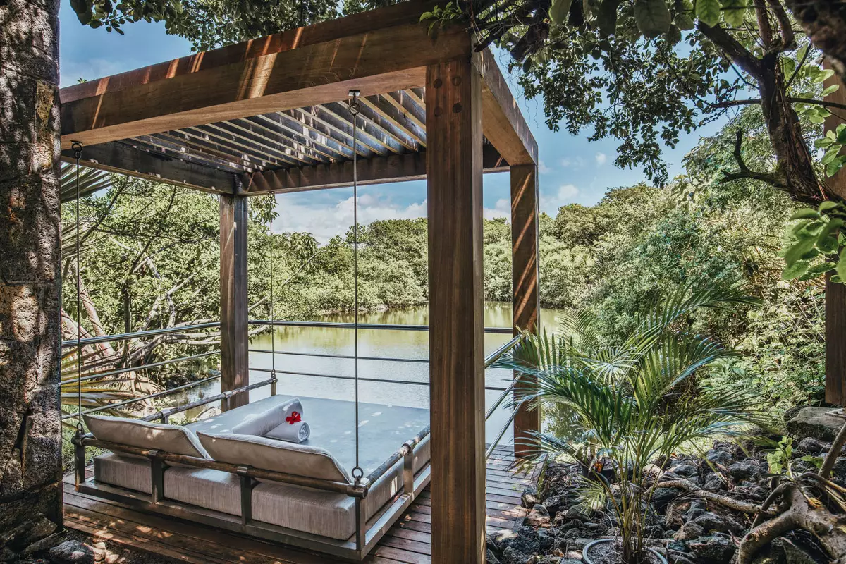 Long Beach A Sun Resort_Spa_Cinq_Mondes (4).webp