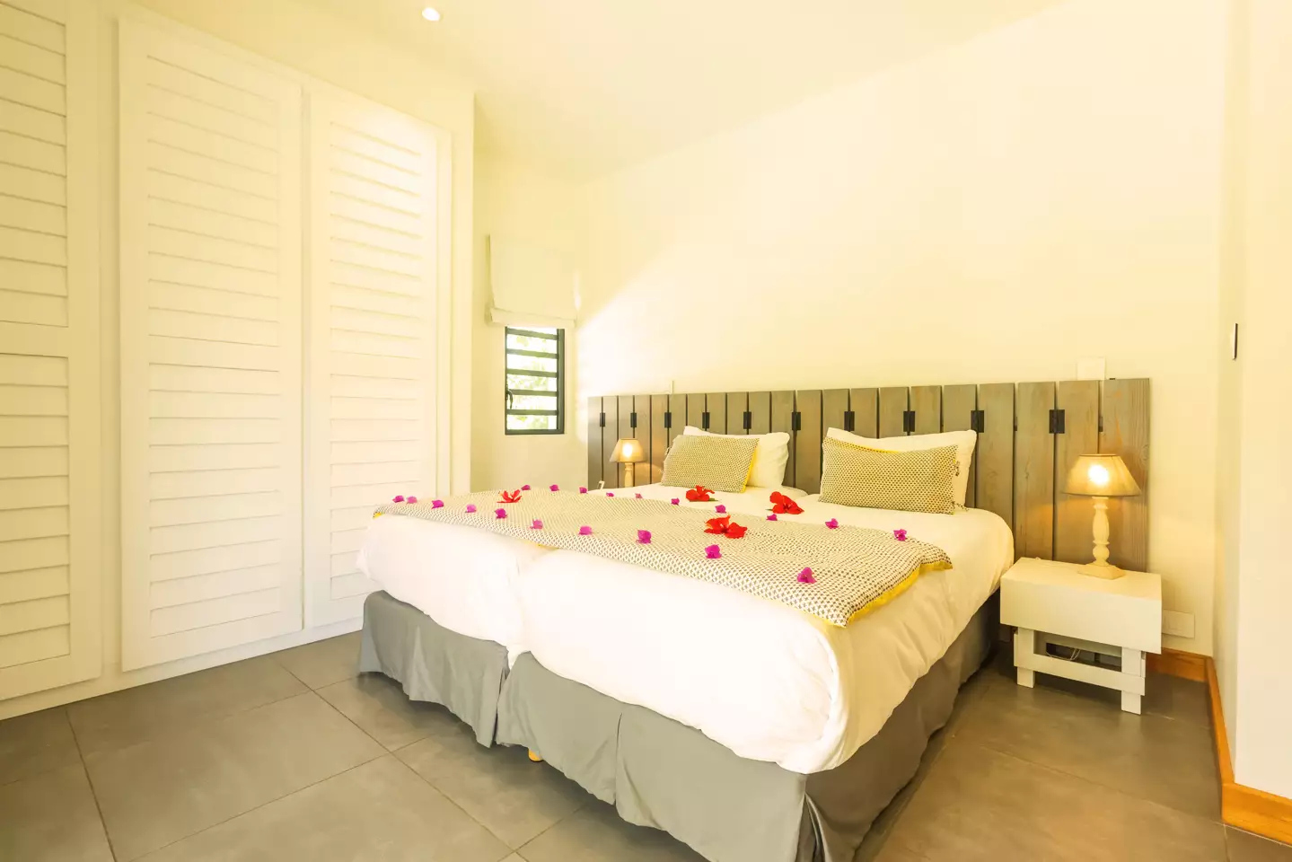 Marguery-Villas-Deluxe-Pool-Villa-Chambre3.webp