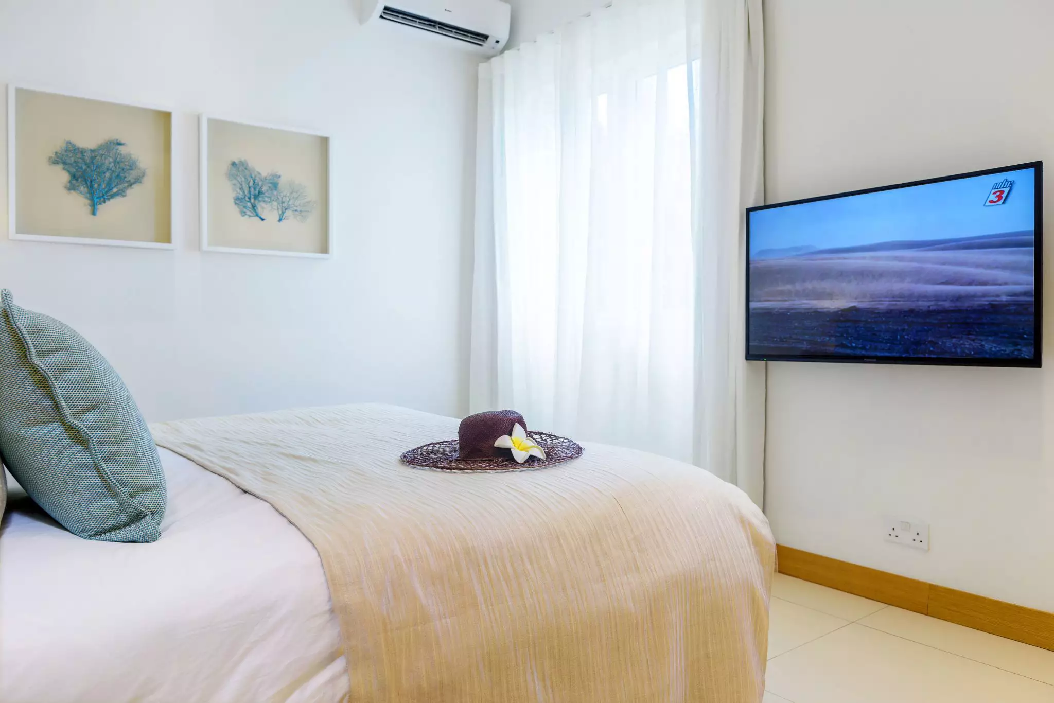 Myra Seafront Suites & Penthouses - SUITE Bedroom.webp