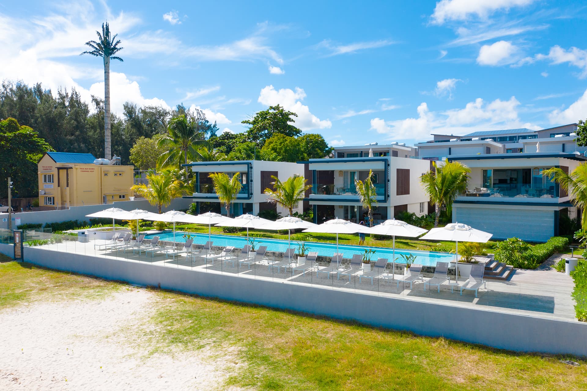 O'Biches By Horizon Holidays.jpg