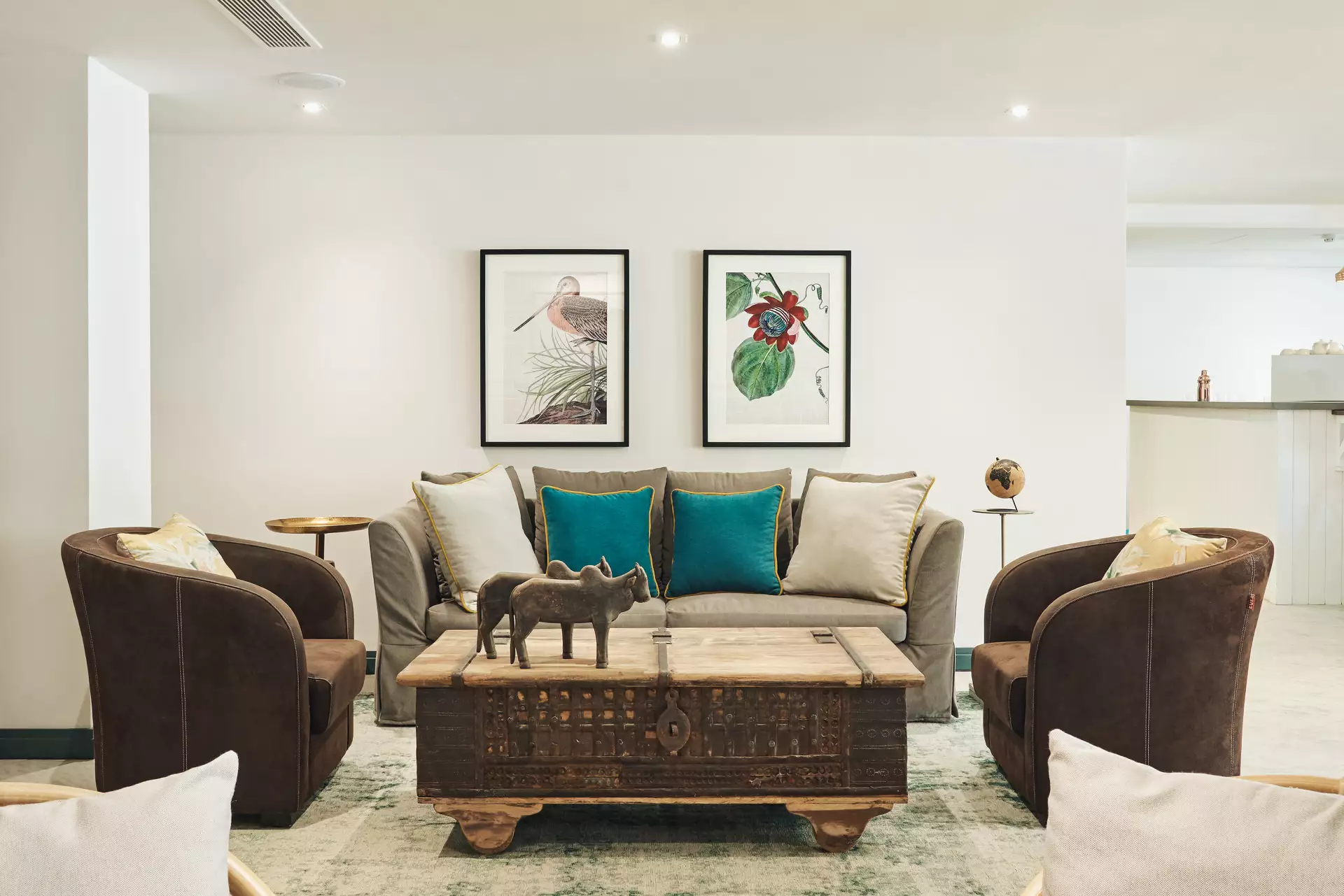 Paradise Cove - Departure Lounge - Mauritius.com.webp