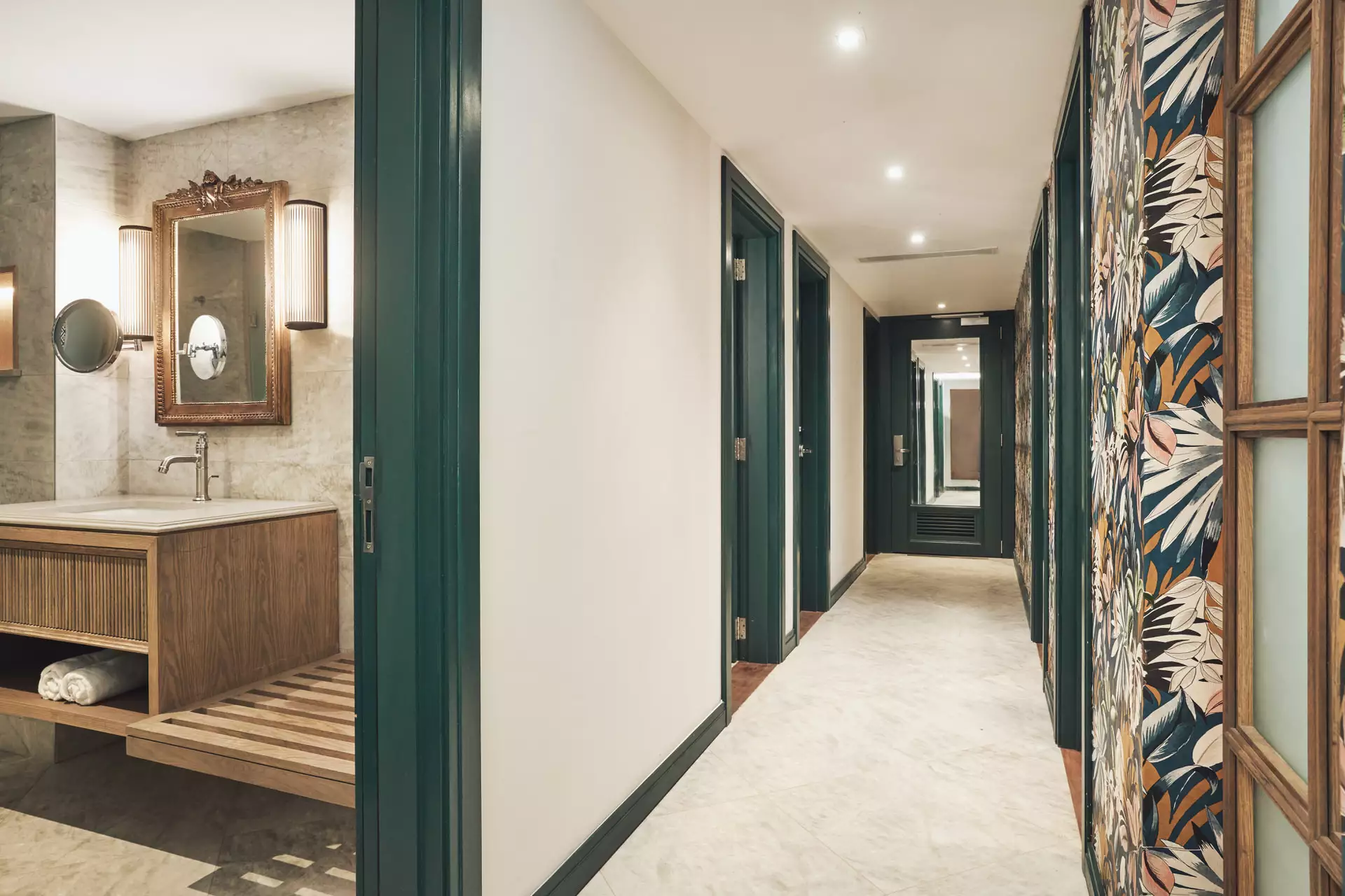 Paradise Cove - Departure Lounge - Mauritius.com (3).webp