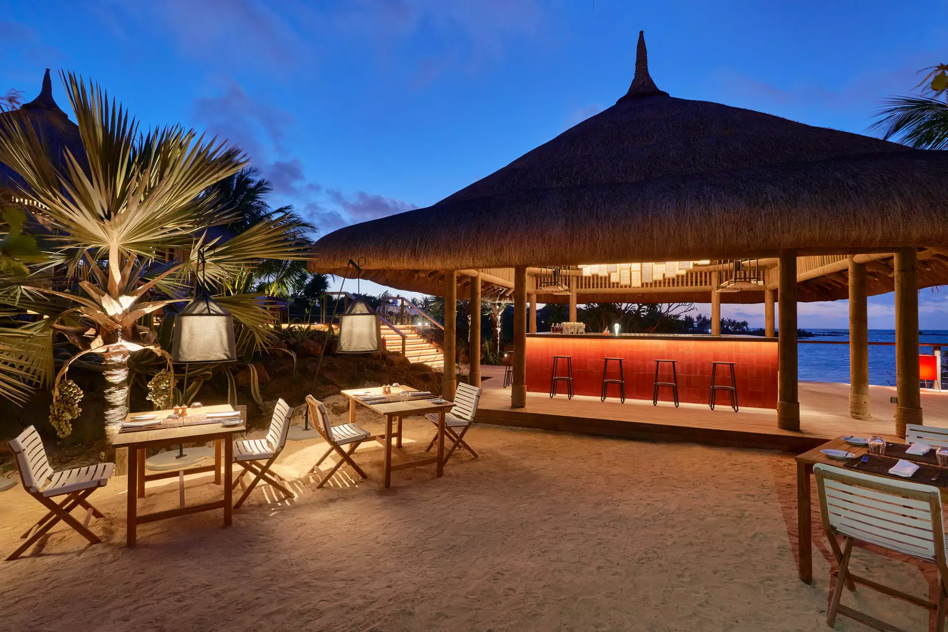 Paradise Cove - Peninsula Bar Resto - Mauritius.com (4).webp