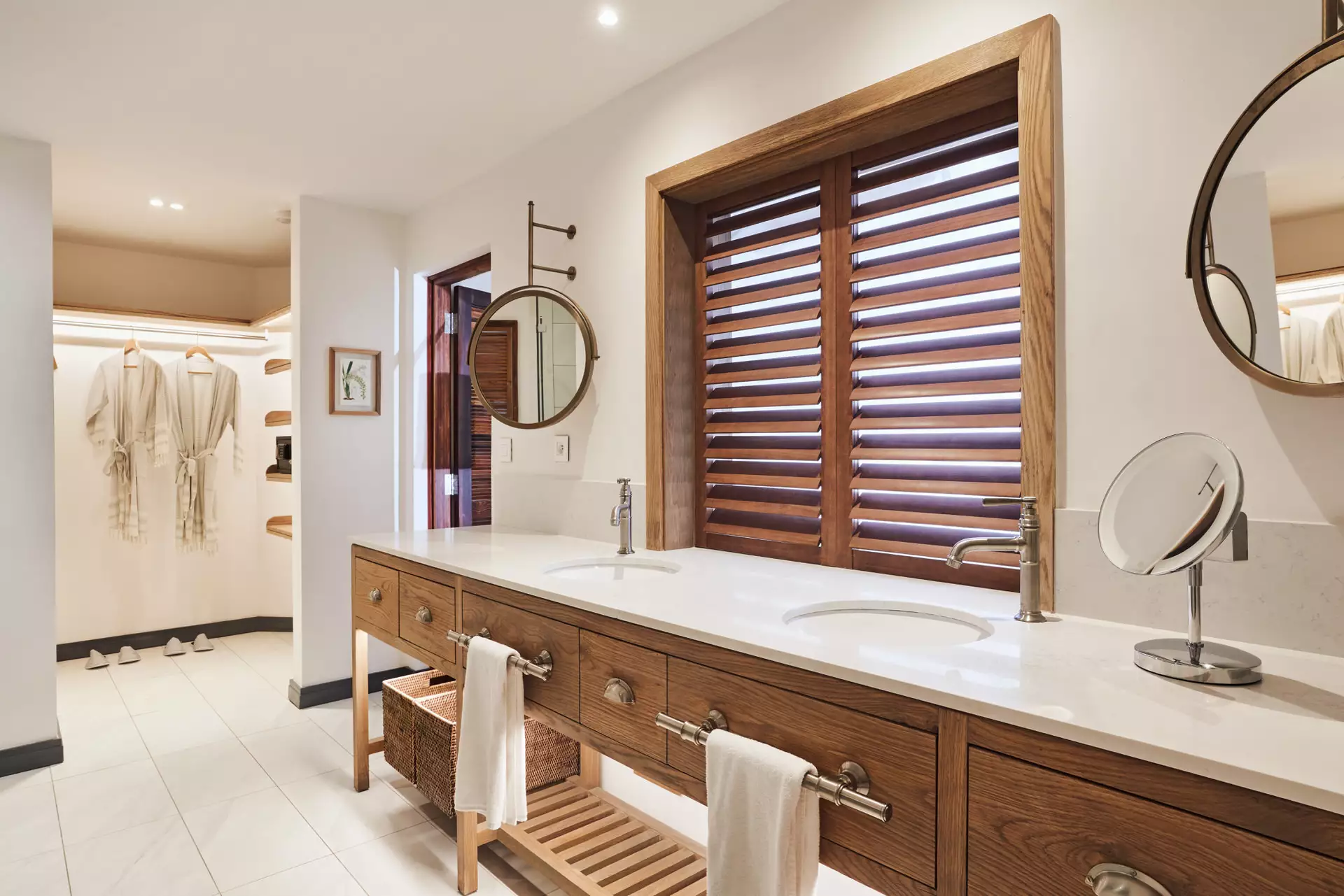 Paradise Cove - Senior Suite - Mauritius.com (5).webp