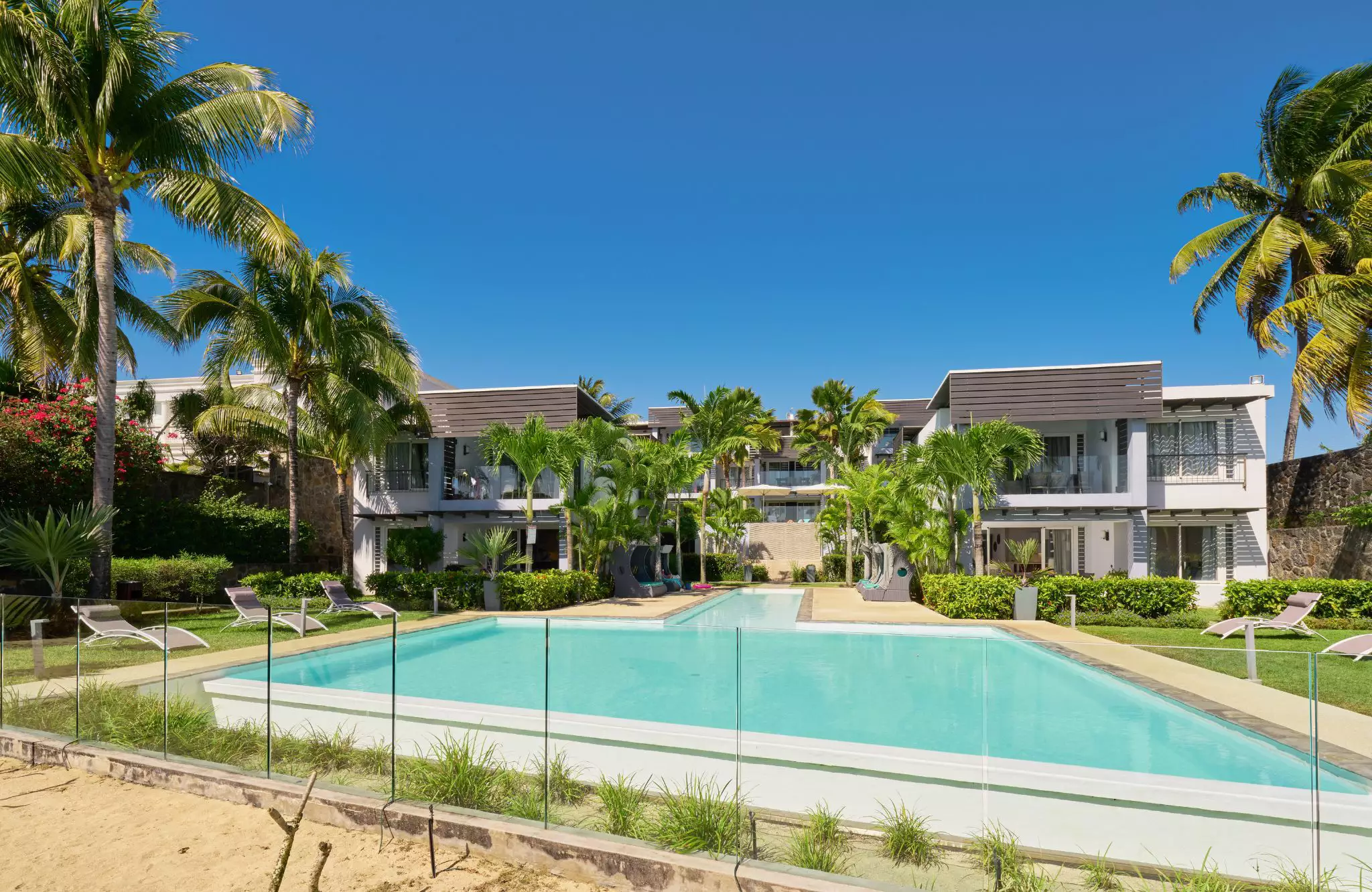 Plage Bleu Common Swimming Pool  (1).webp