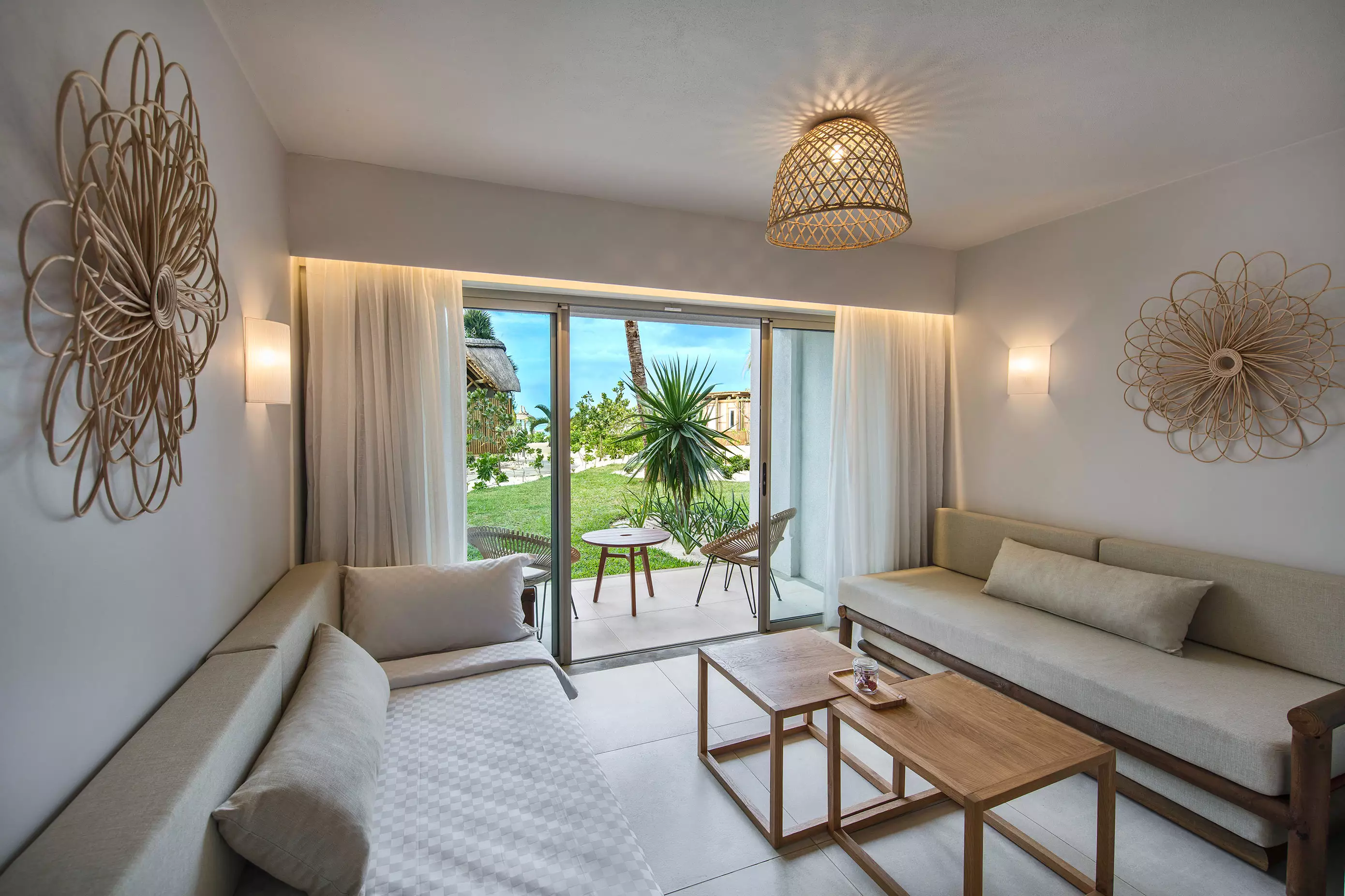 Preskil Island Resort_Deluxe-(6).webp