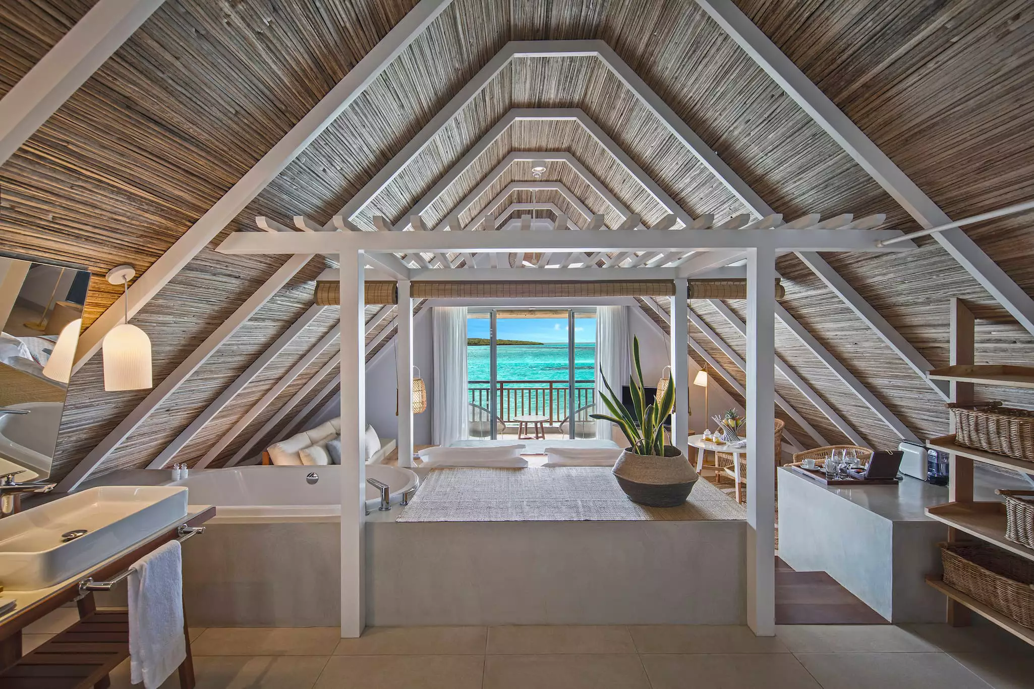 Preskil Island Resort_Junior-Suite-(7).webp