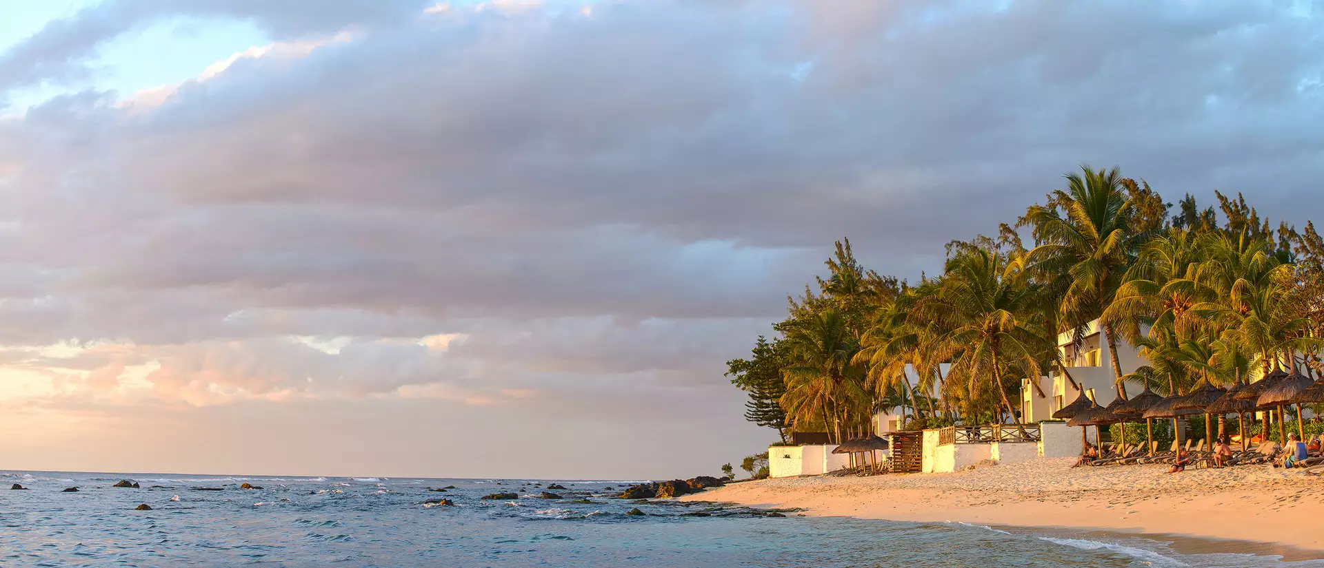 Recif Attitude_ beach - Mauritius.com.webp