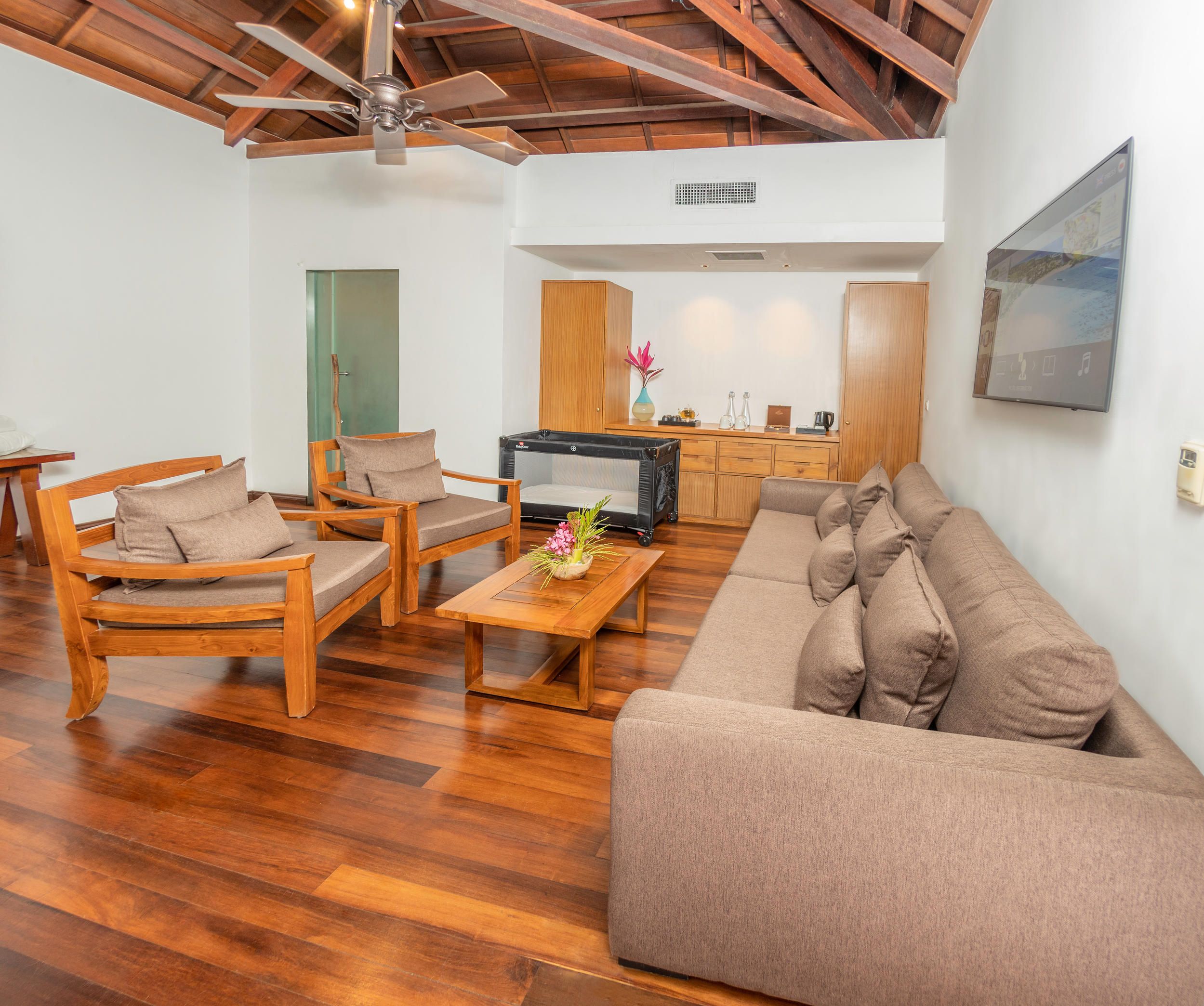 Shanti Maurice Resort and Spa - Departure Lounge_Living area.jpg