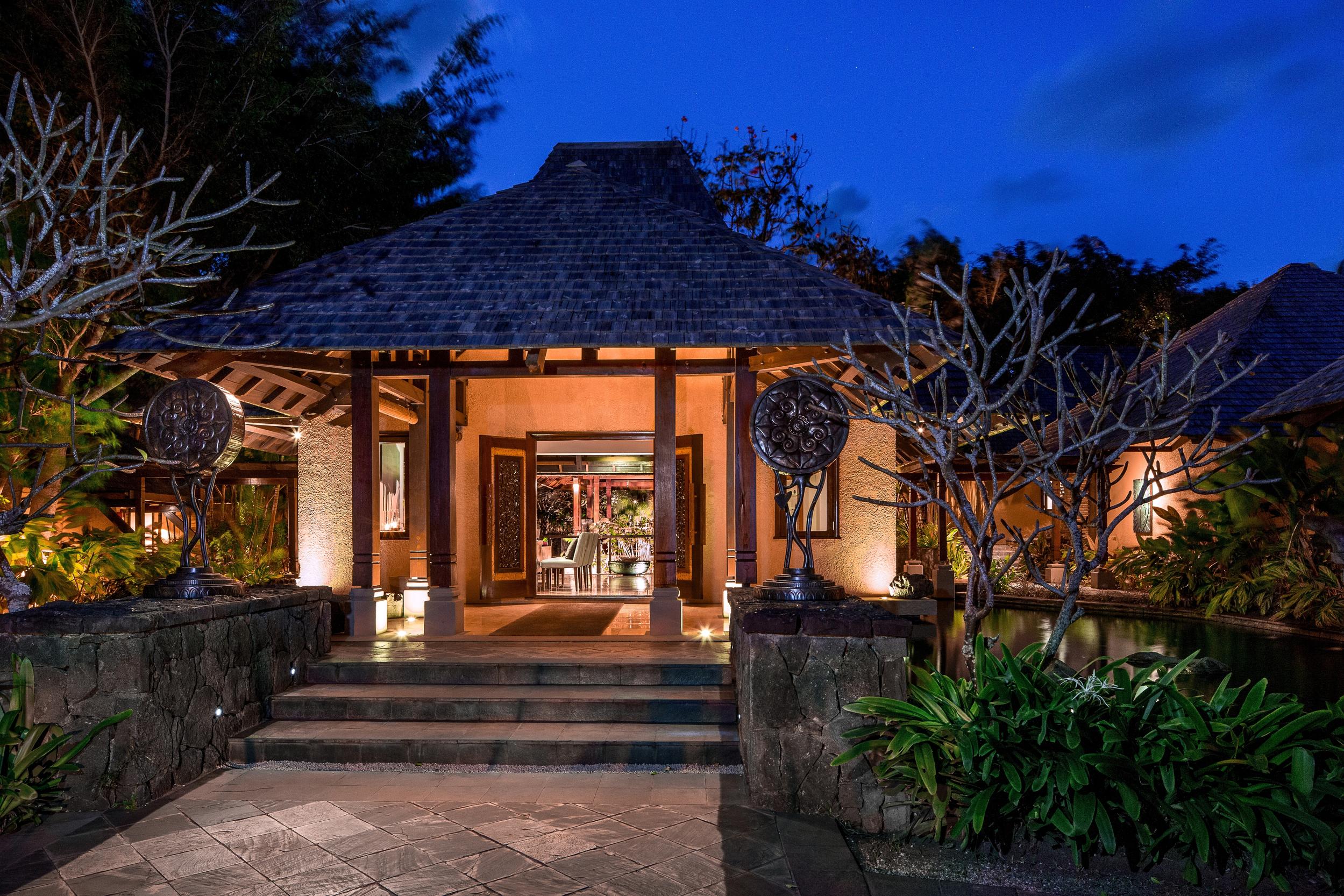 Shanti Maurice Resort and Spa - Nira-Spa.jpg