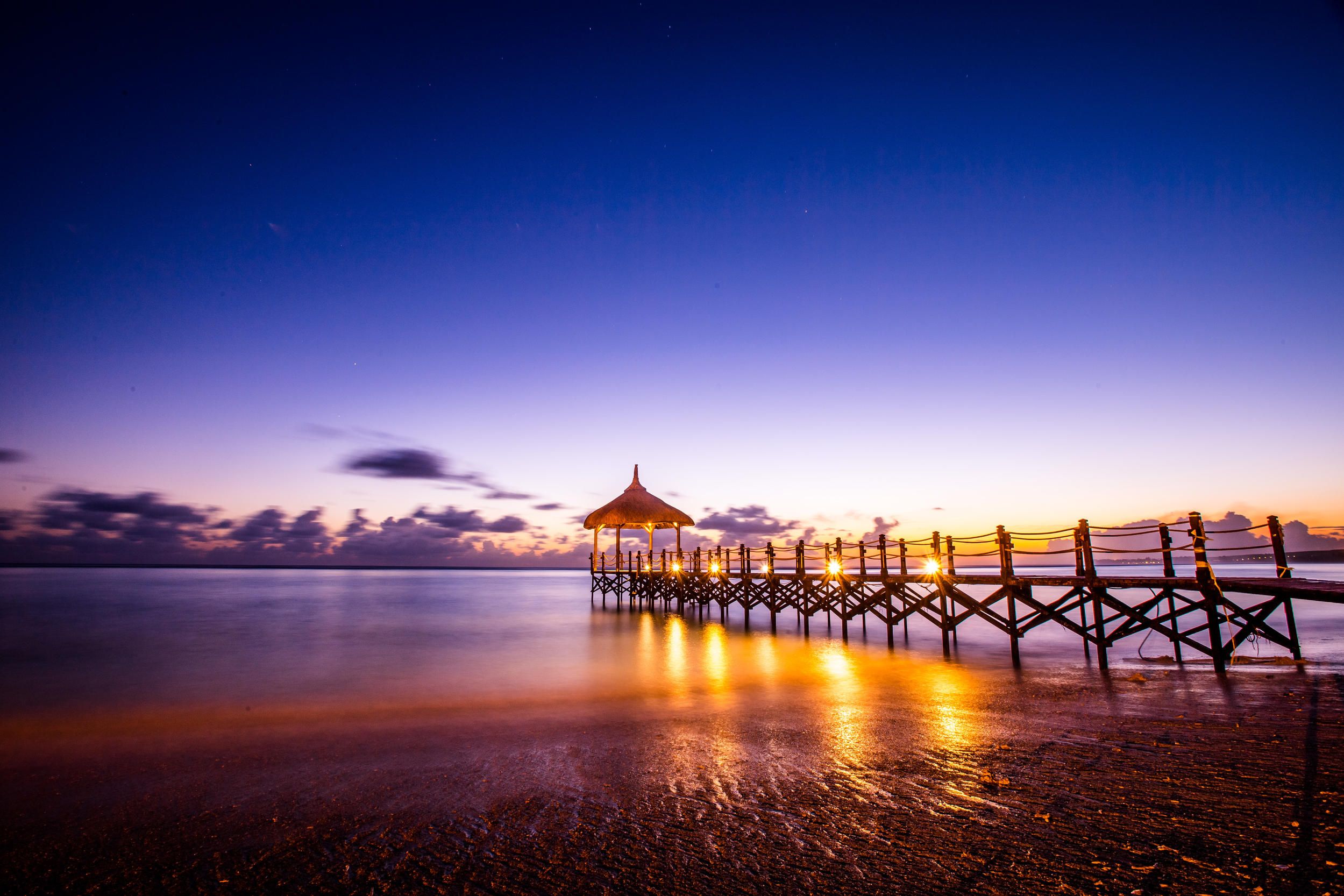 Shanti Maurice Resort and Spa - jetty_night.jpg