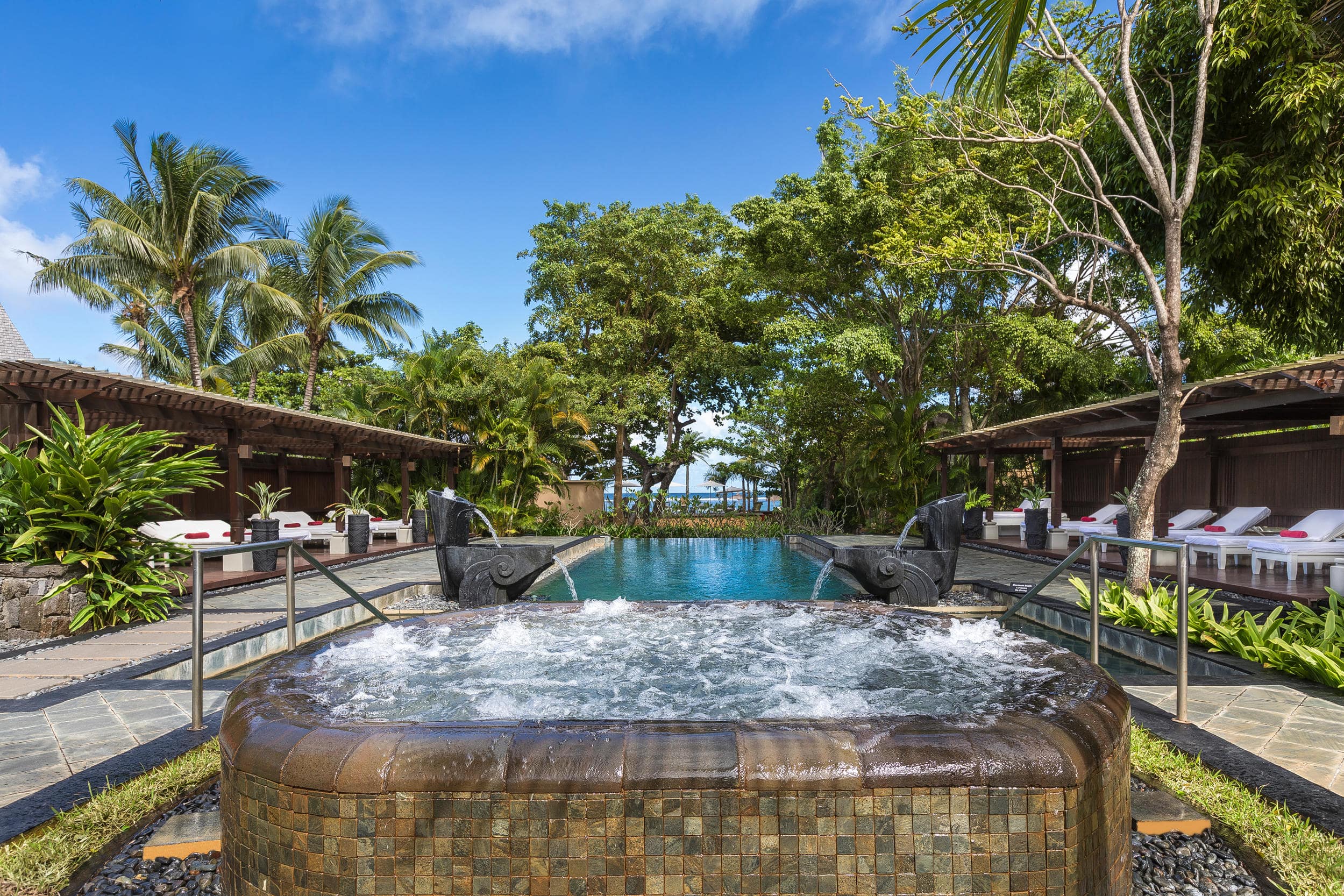 Shanti Maurice Resort and Spa - spa_pool_jacuzzi.jpg