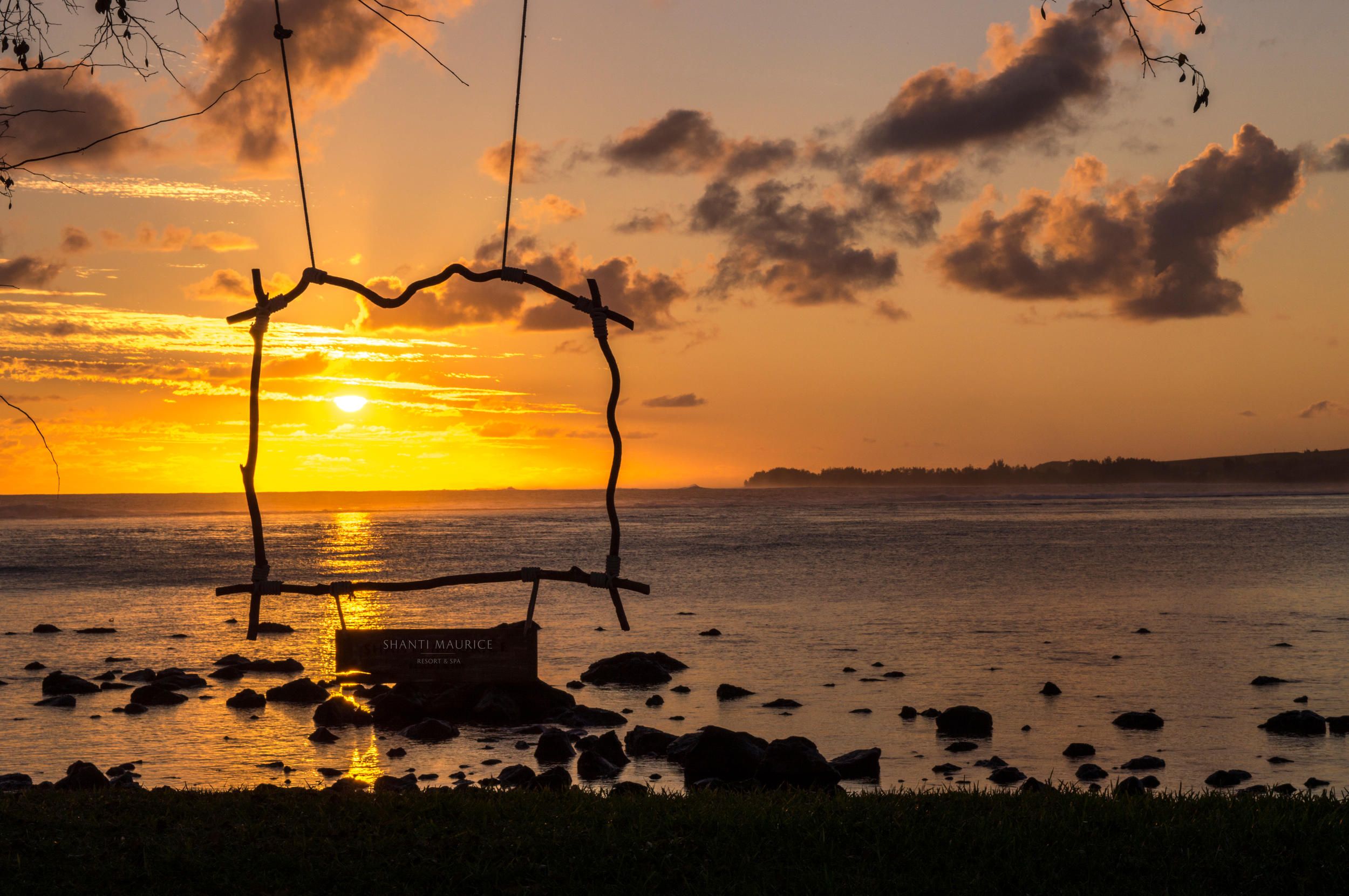 Shanti Maurice Resort and Spa - sunset_window_1.jpg