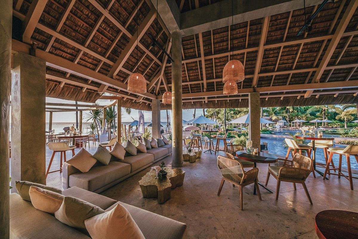 Sugar_Beach_A-Sun_Resort_Buddha_Bar.jpg