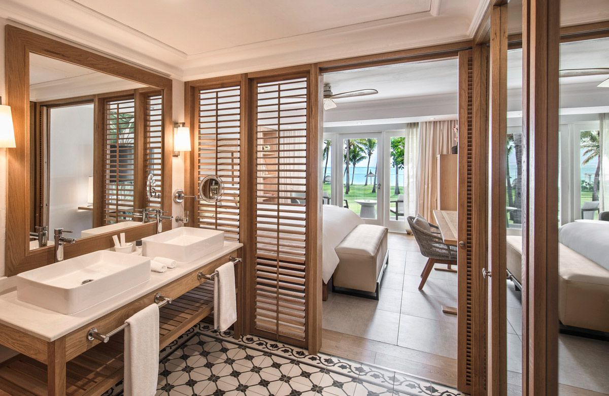 Sugar_Beach_A-Sun_Resort_-DELUXE-SEA-VIEW-ROOM (2).jpg