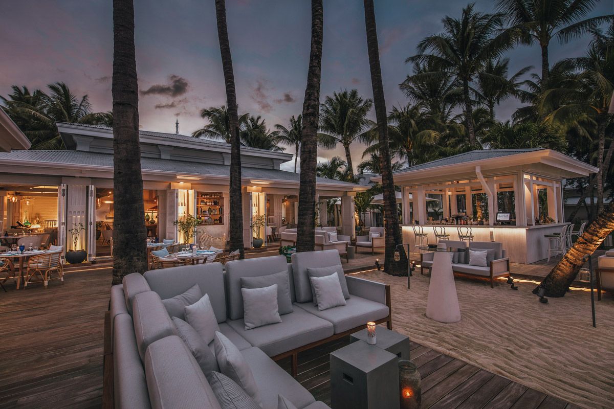 Sugar_Beach_A-Sun_Resort_-RESTAURANT-CITRONELLAS (5).jpg